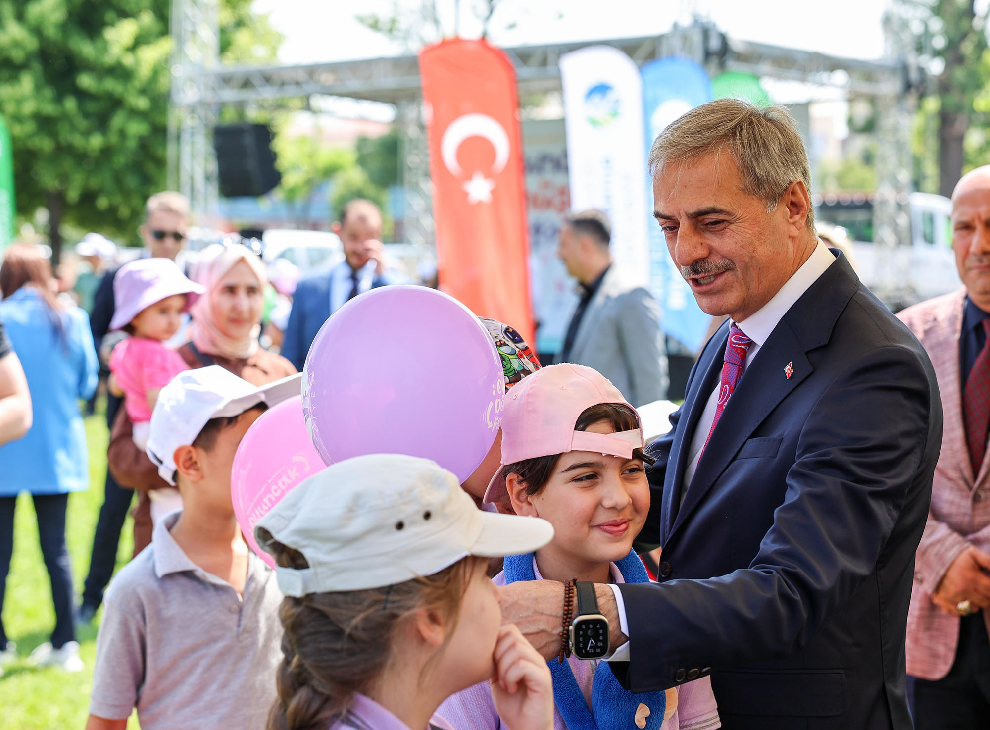 Çocuklar Sakarya’da bir ilke misafir oldu: Oyuncak Festivali’nde rengarenk buluşma