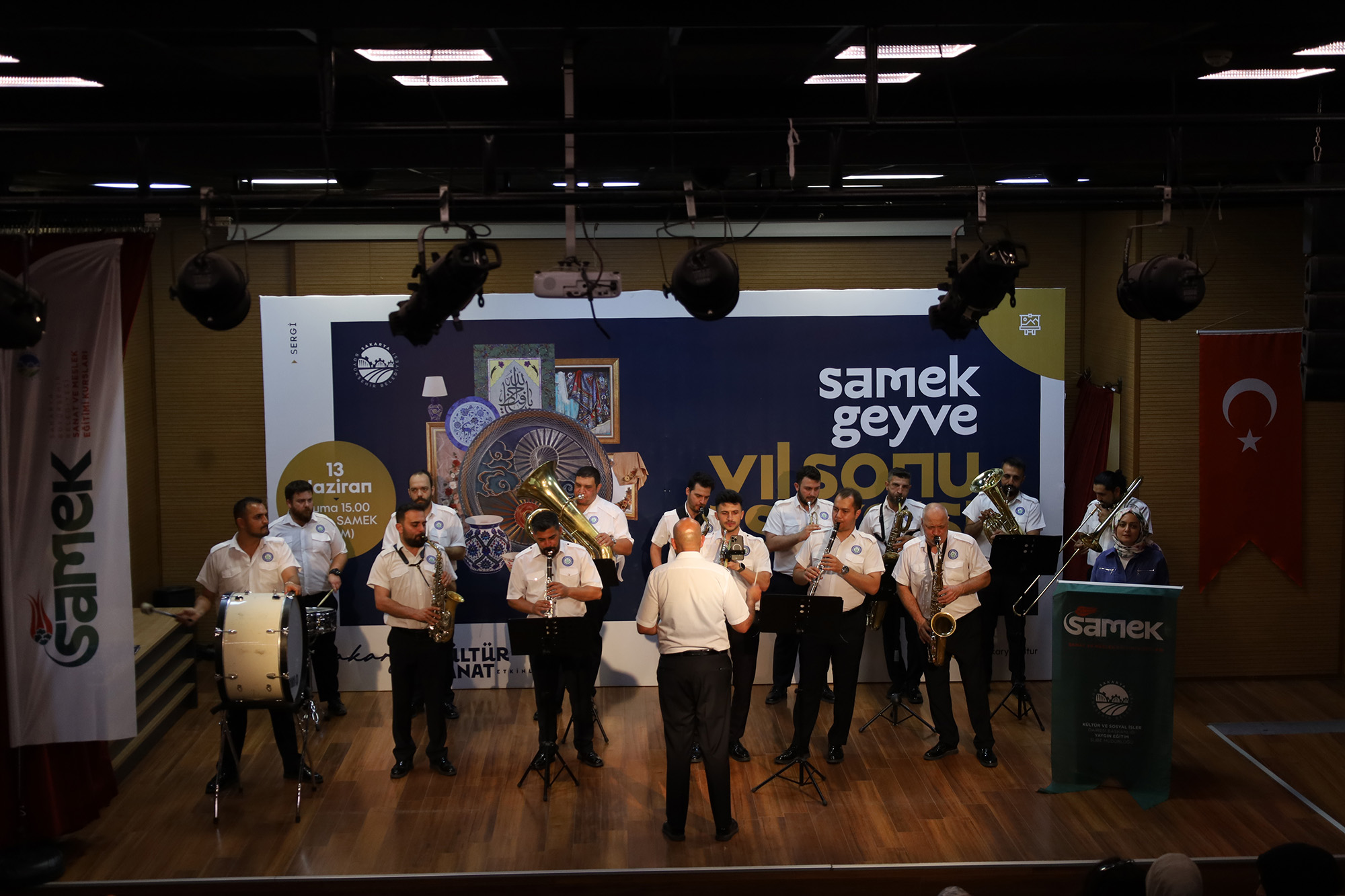 SAMEK kursiyerlerinden Geyve’de sanat şöleni: 350’yi aşkın eser sanatseverlerin beğenisine sunuldu