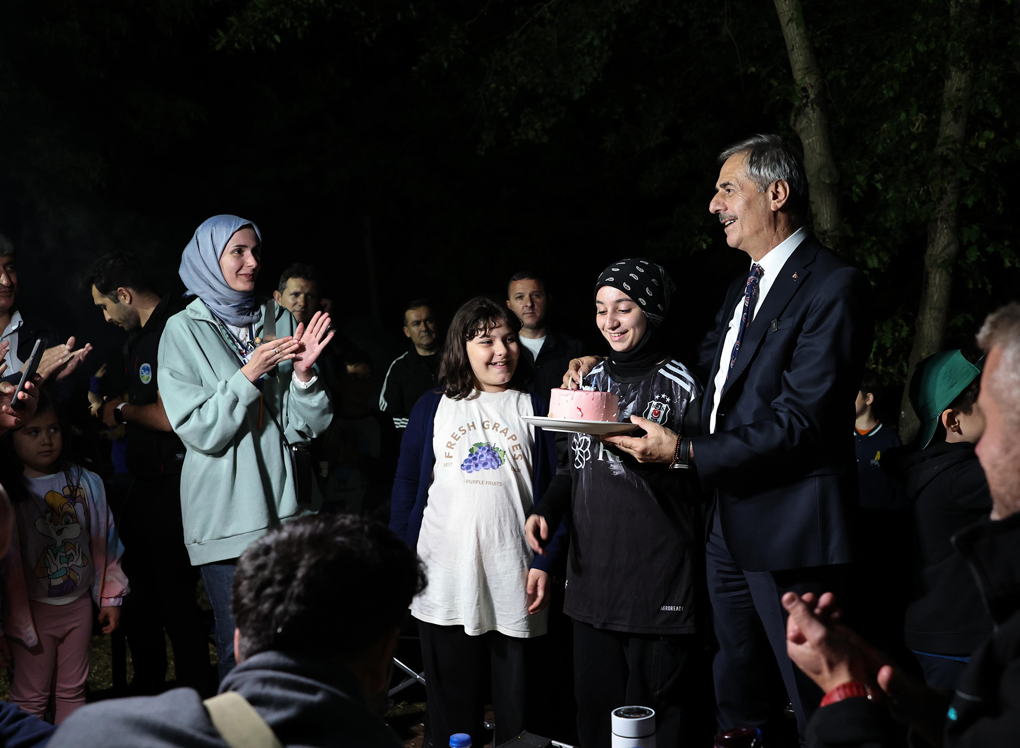 “Geleceğin mimarı evlatlarımızı desteklemeye devam edeceğiz”