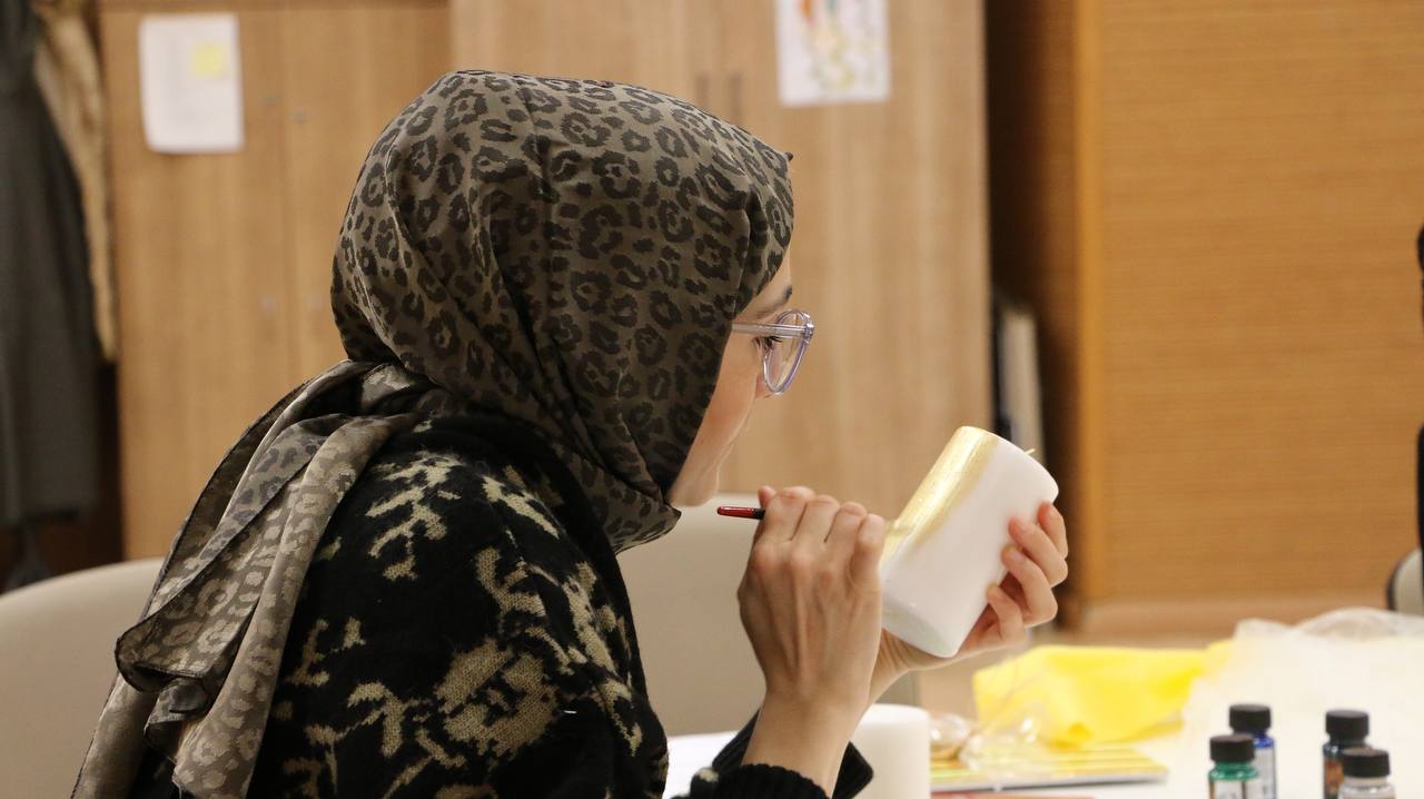 SGM’de yetişkinlere ‘terapi’ gibi sanat atölyesi