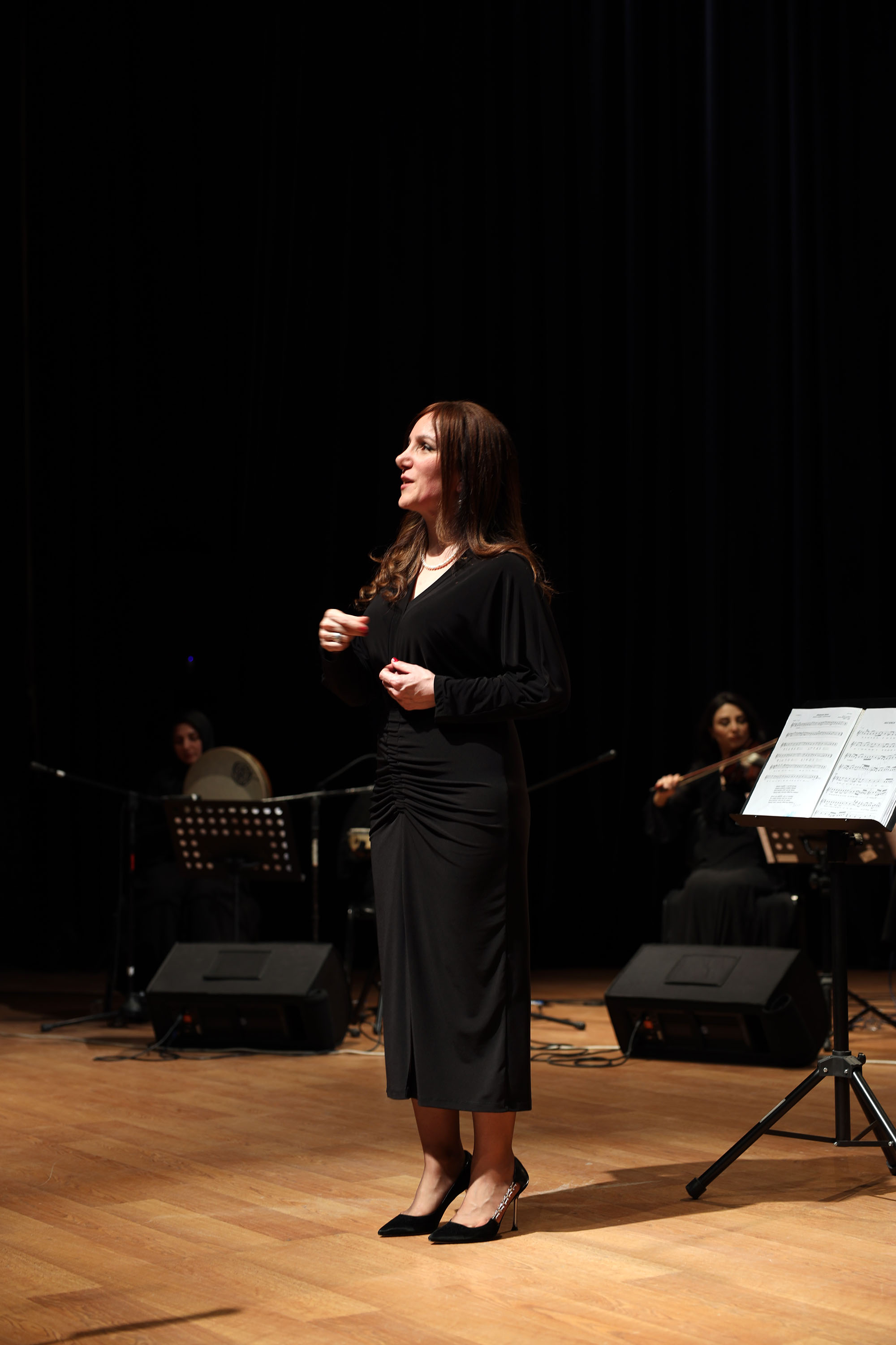Büyükşehir’den kadınlara özel gece: “Unutulmayan Şarkılar” yoğun ilgi gördü