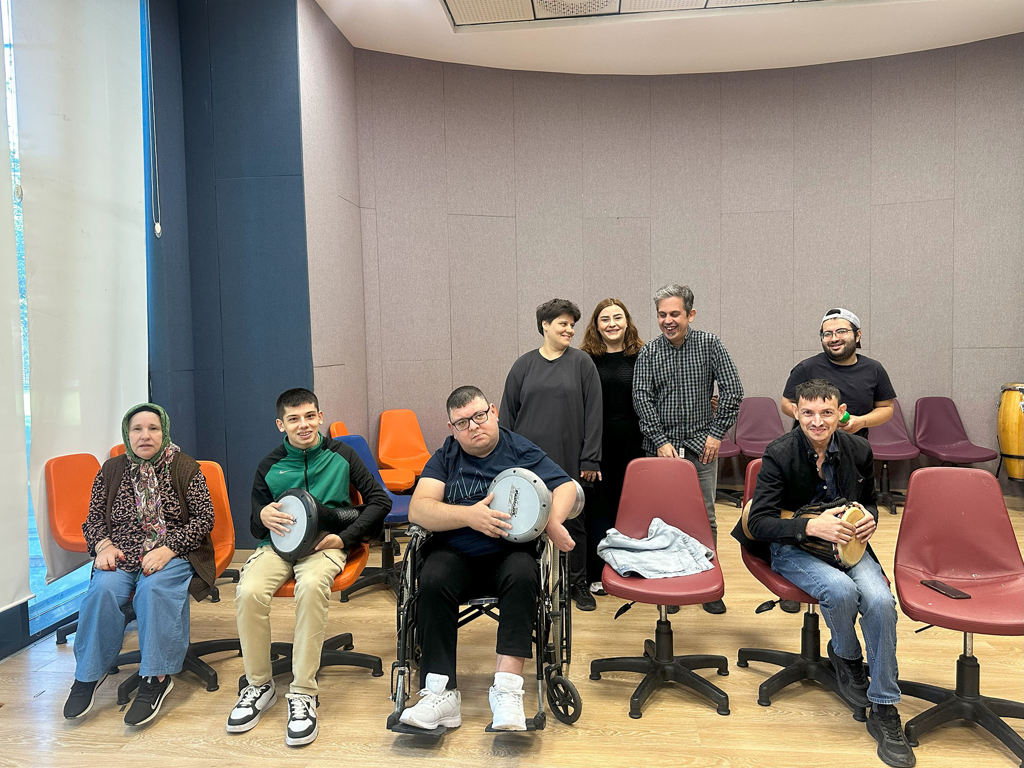 Engelsiz Hobi Atölyeleri’nde ders zili çaldı