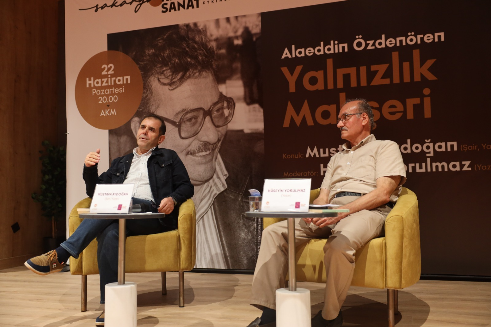 Alaeddin Özdenören’in edebiyat dünyası AKM’de ele alındı