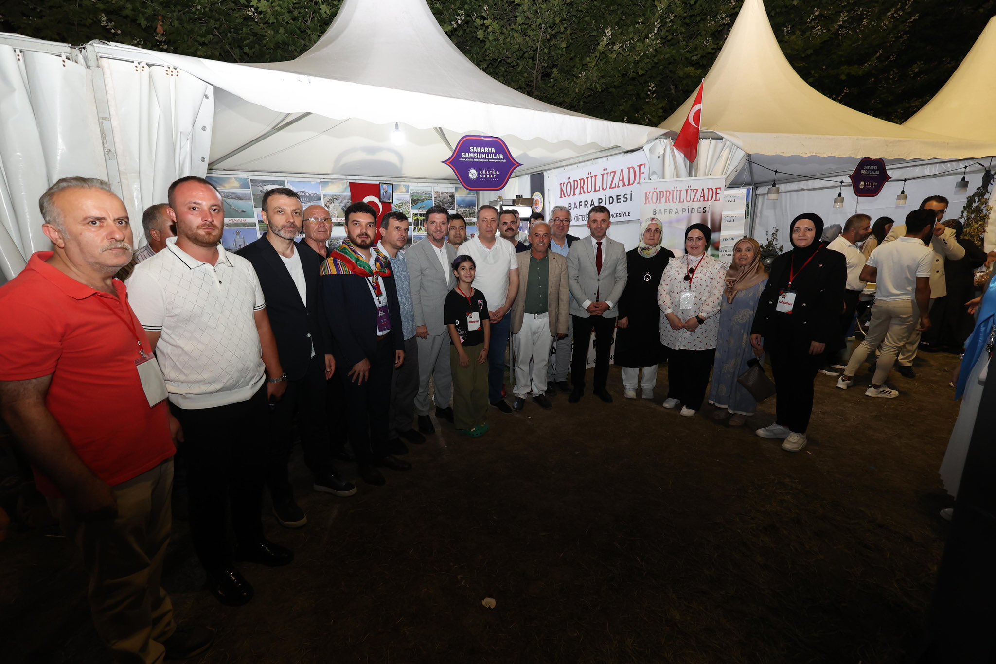 Hemşehri buluşmalarına unutulmaz son: Millet Bahçesi kültür festivalinde on binleri ağırladı