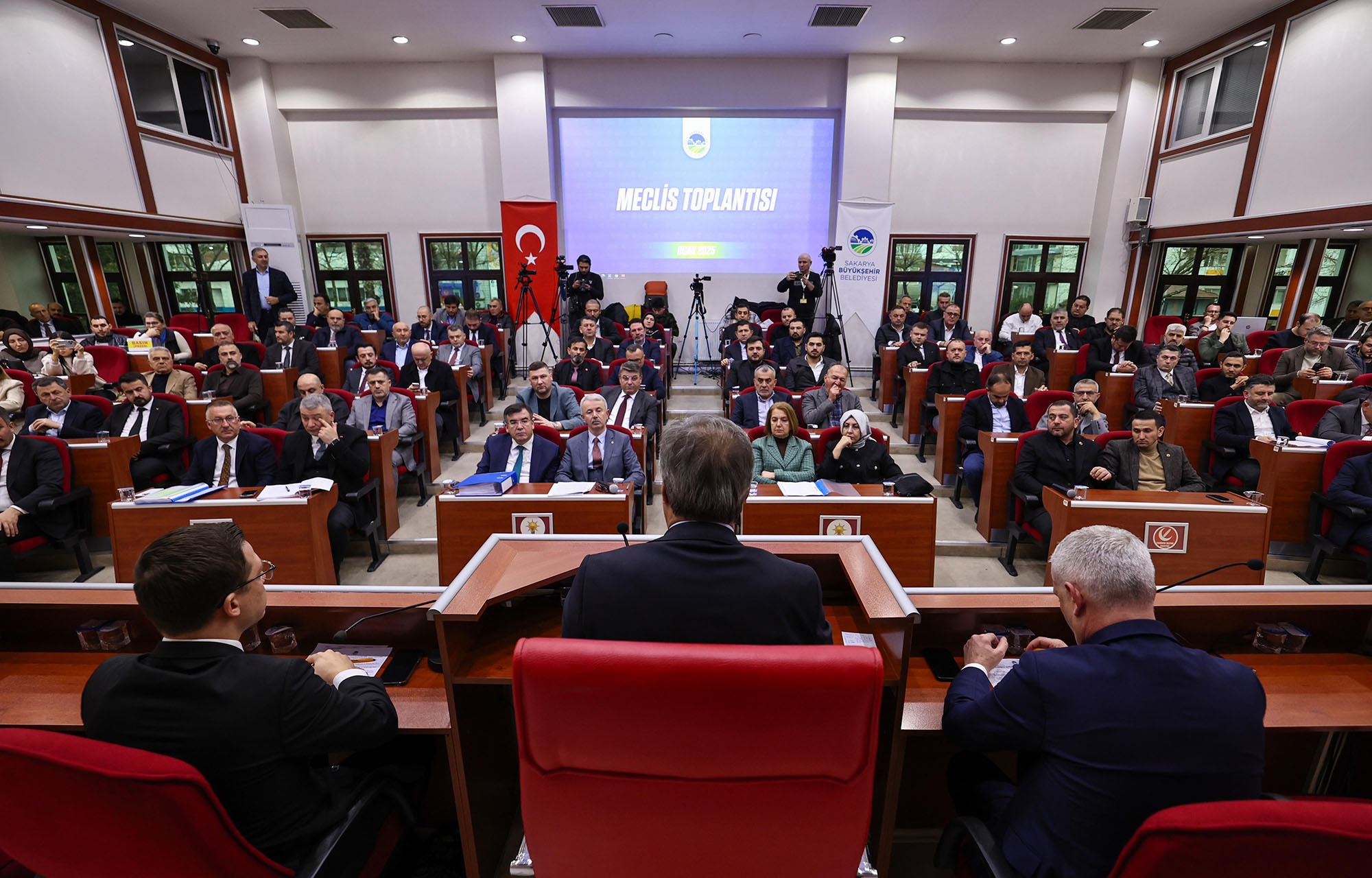 Başkan Yusuf Alemdar yılın ilk meclisinde müjdeleri sıraladı