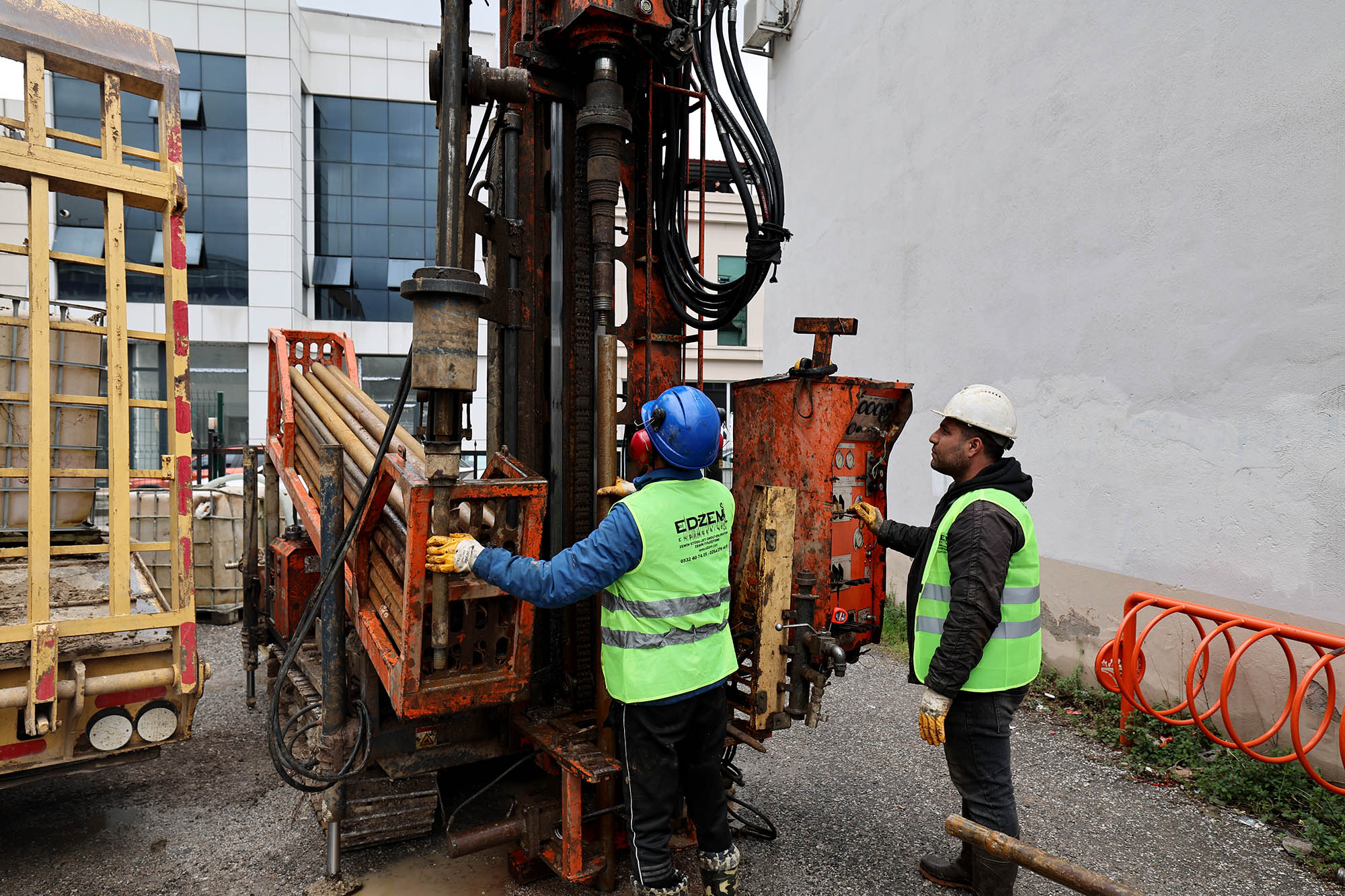 Tığcılar’da kentsel dönüşüm sondaj çalışmalarıyla başladı