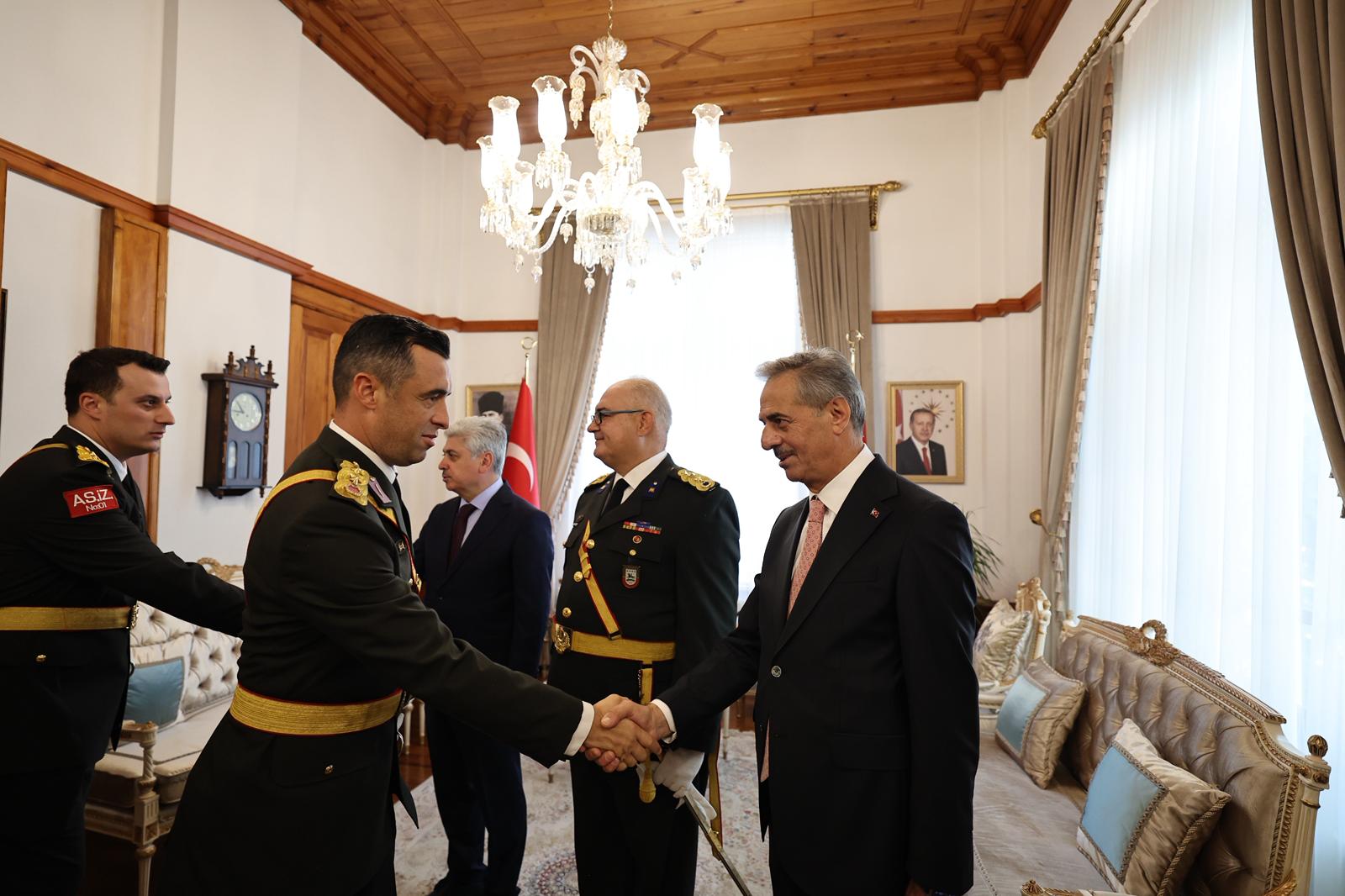Alemdar, “Zafer coşkumuz ülkemizin dört bir yanında hiç eksilmesin”
