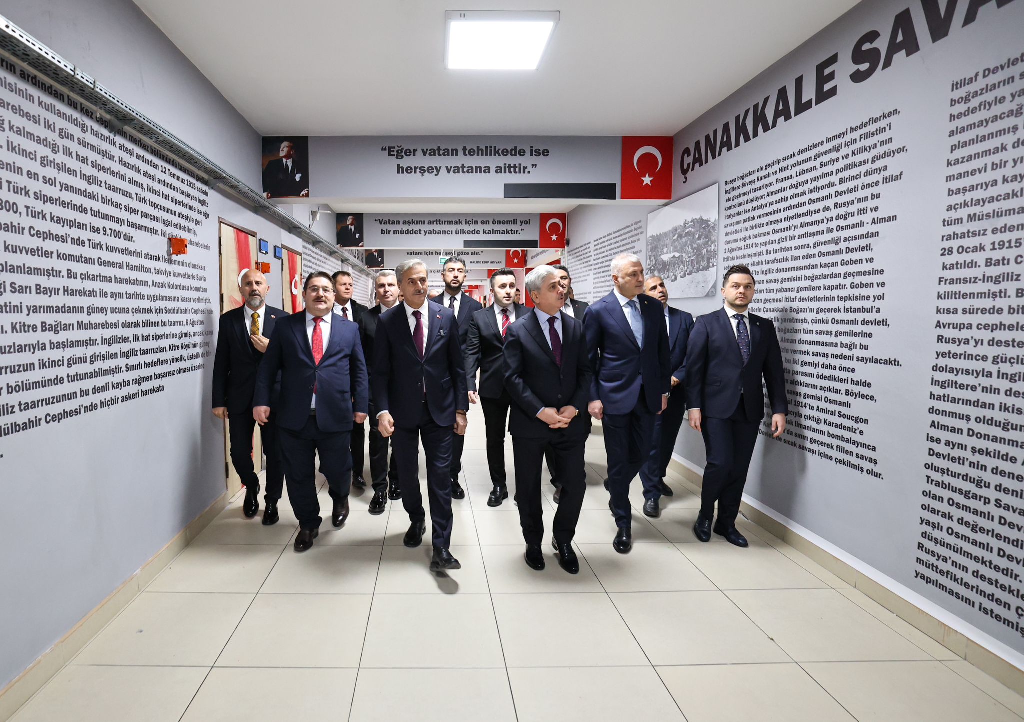 Yusuf Alemdar çocukların karne sevincini paylaştı: “Geleceğe doğru attığınız her adımda yanınızda biz olacağız”