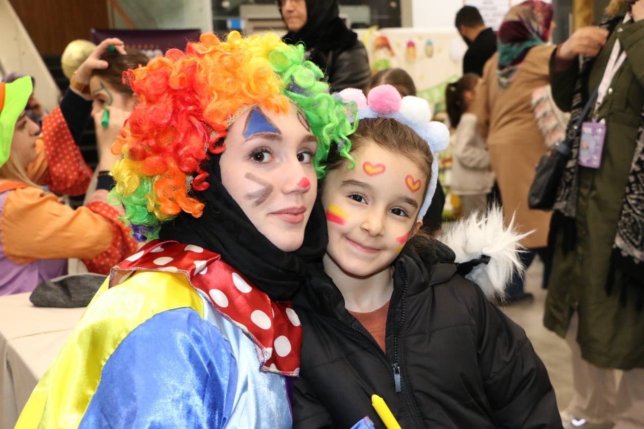 “Çocukça Ramazan Şenliği” coşkulu finalini Akyazı’da yaptı