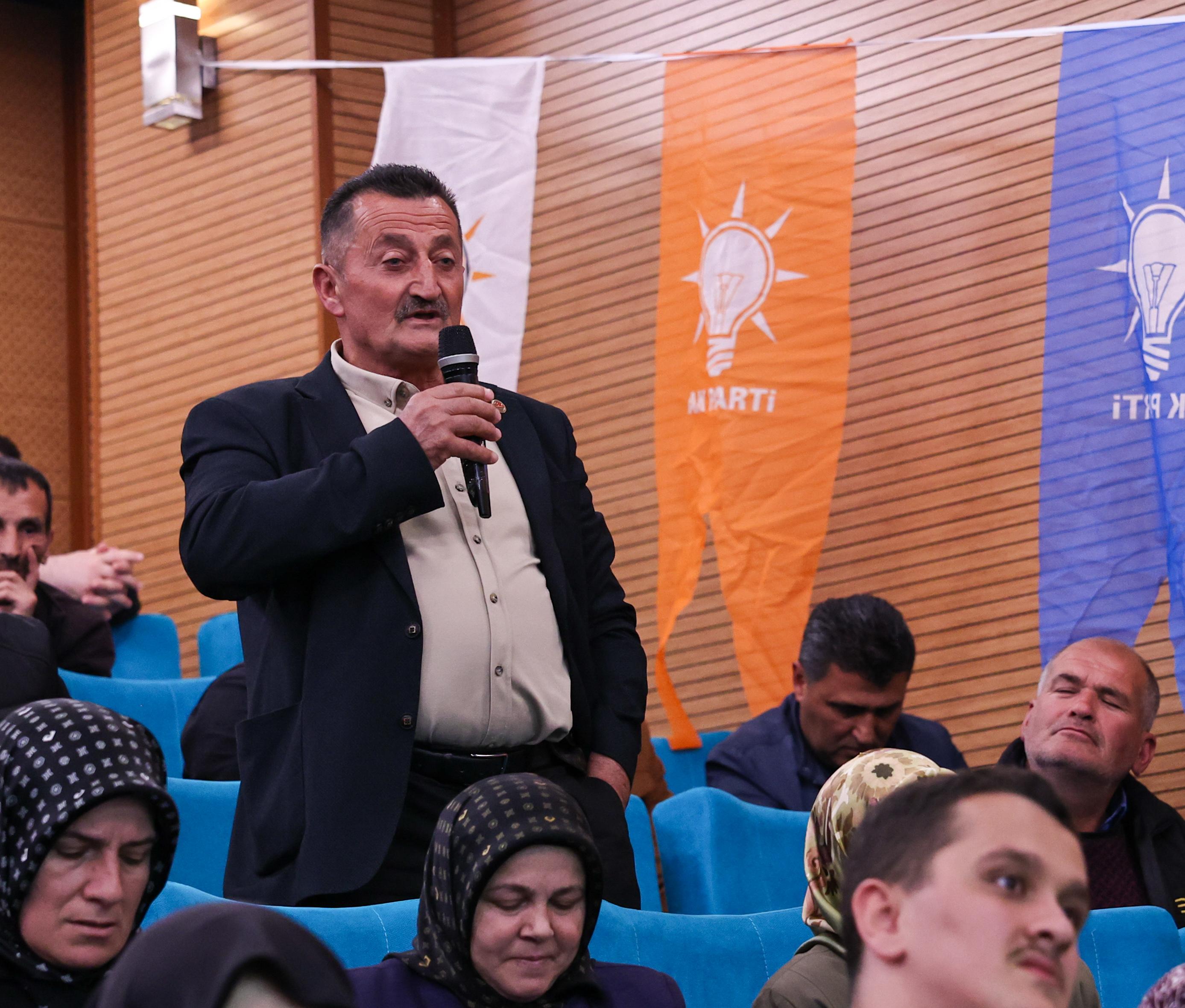 “Geyve’de ilçemizin ve hemşehrilerimizin yanında olmaya devam edeceğiz”