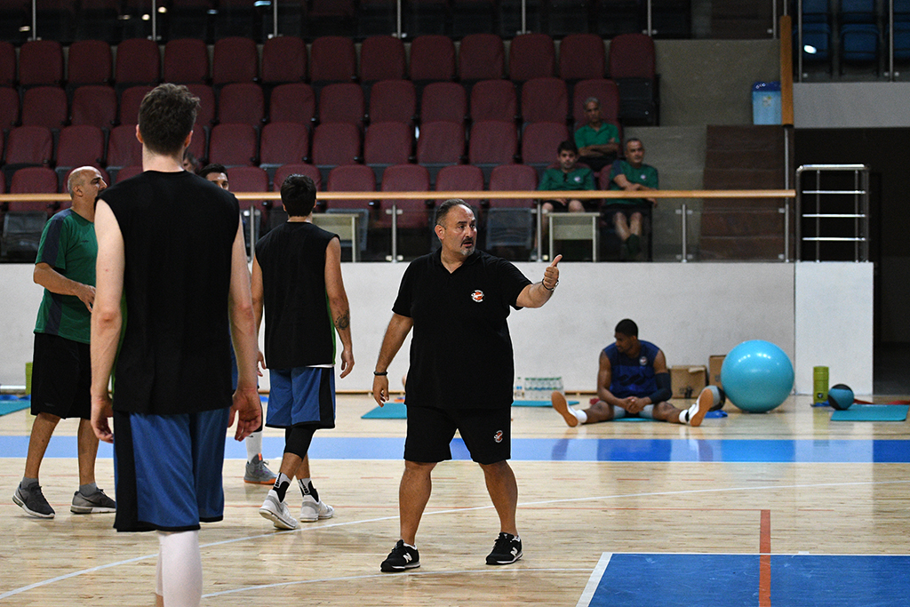 Büyükşehir yeni sezona Bolu’da hazırlanıyor 