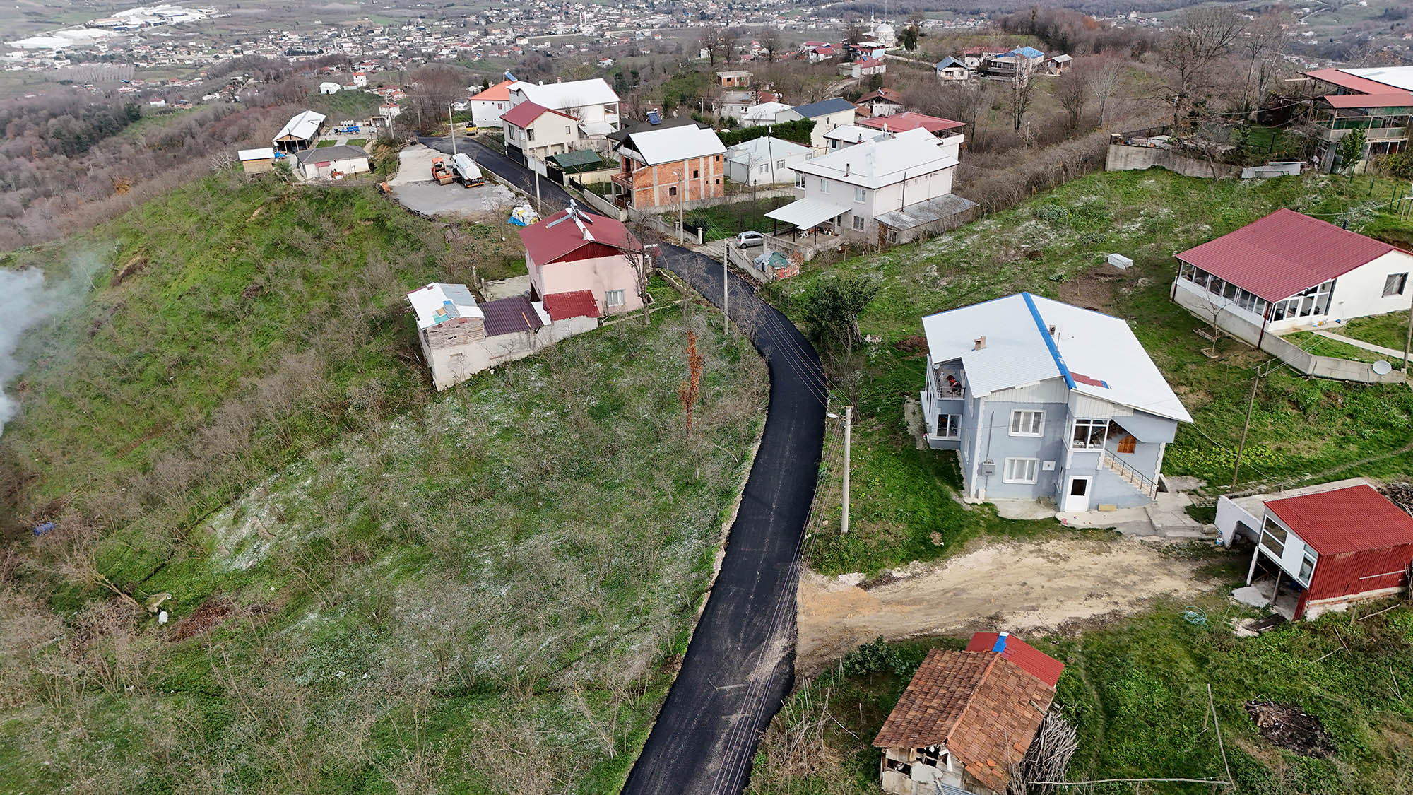 Büyükşehir’den Erenler’de 6 kilometrelik asfalt mesaisi