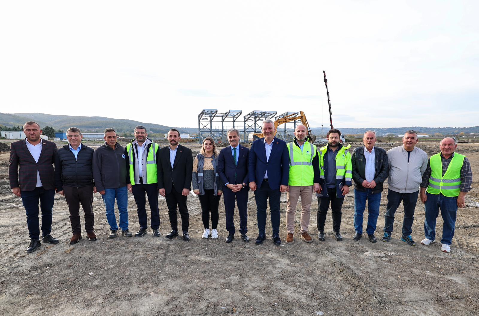 “Sakarya’nın her köşesinde gençlerimiz için spor tesisleri kazandırıyoruz”