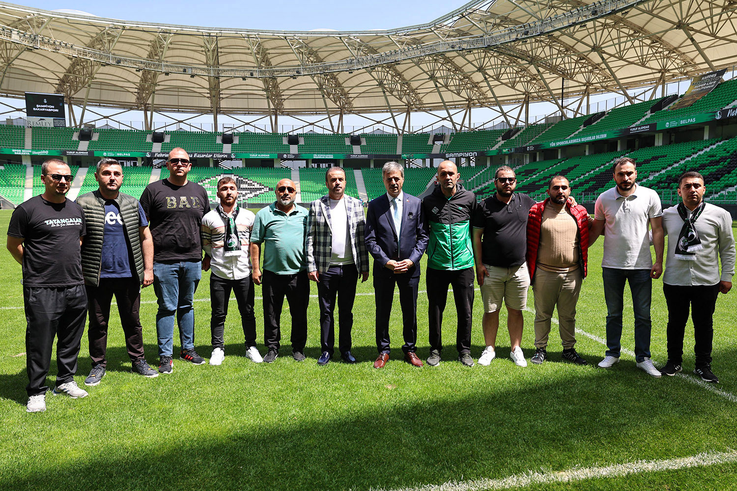 Yusuf Alemdar stadyumdan tüm şehre seslendi: “Gün Sakaryaspor’un etrafında kenetlenme günüdür”