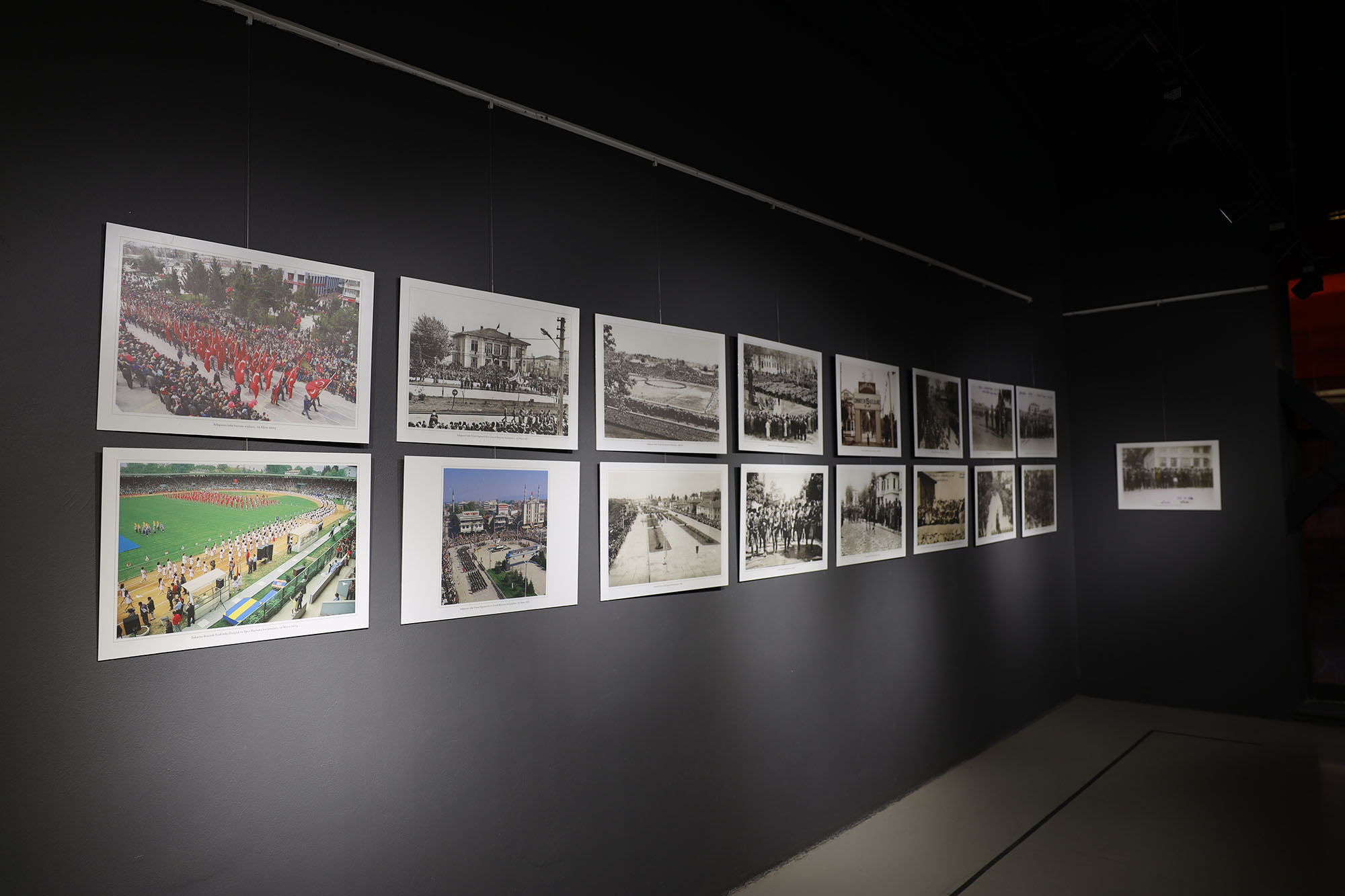 “Adapazarı’nda Bayramlar” sergisi geçmişin coşkusunu bugüne taşıyor