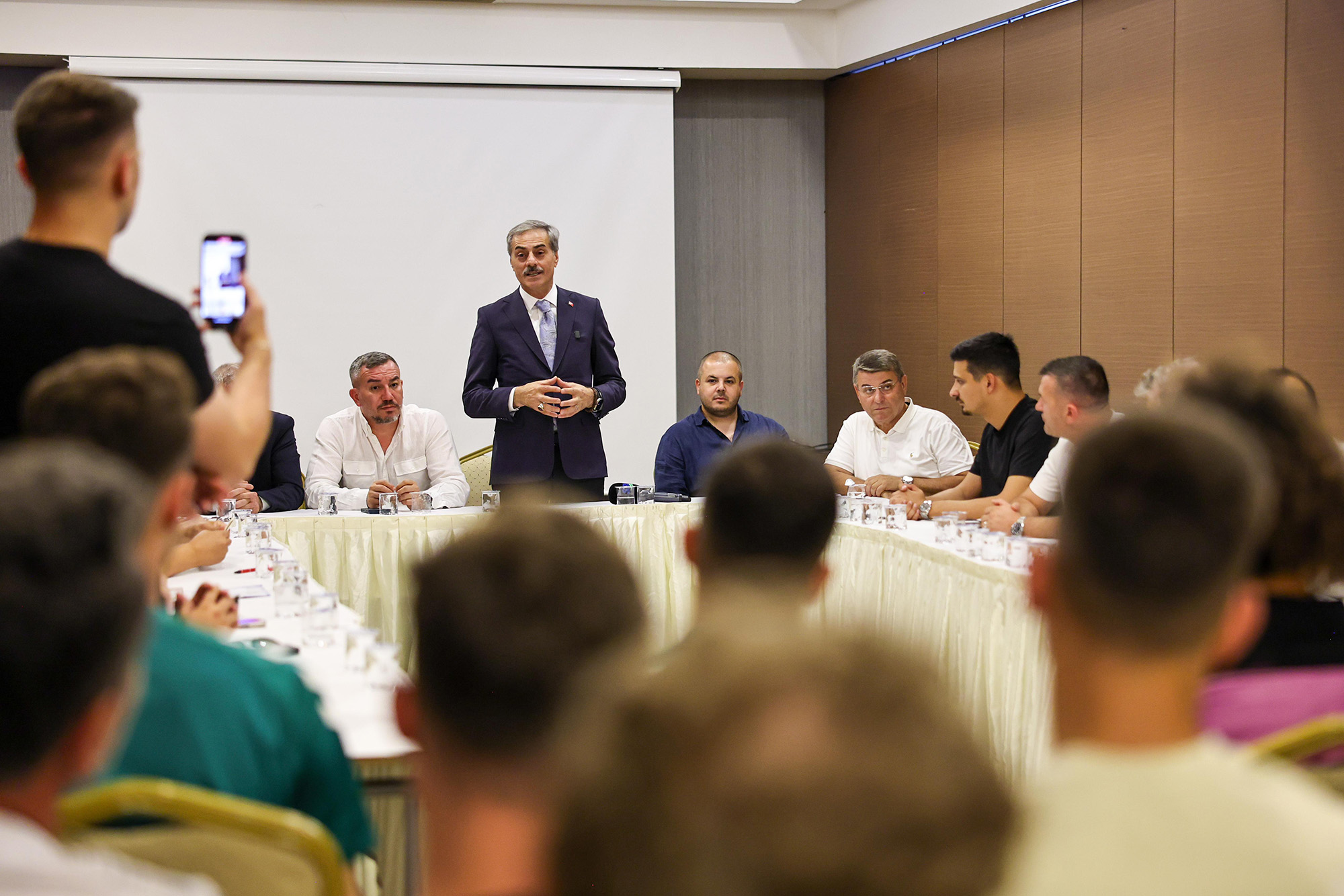 Yusuf Alemdar’dan Bolu kampında önemli mesajlar: “Sakaryaspor bir ruh işidir, sevdadır ve her sorun kenetlenmeyle aşılır”