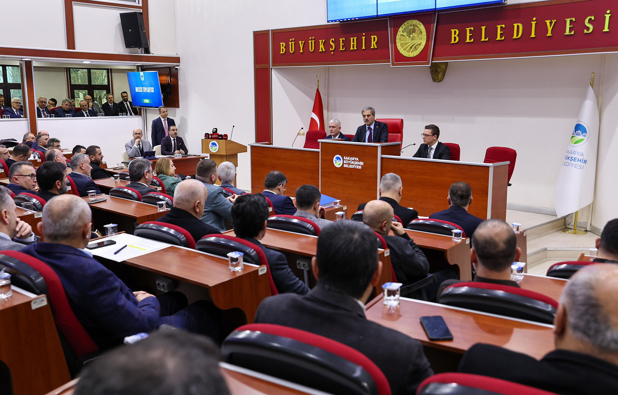 Başkan Yusuf Alemdar yılın ilk meclisinde müjdeleri sıraladı