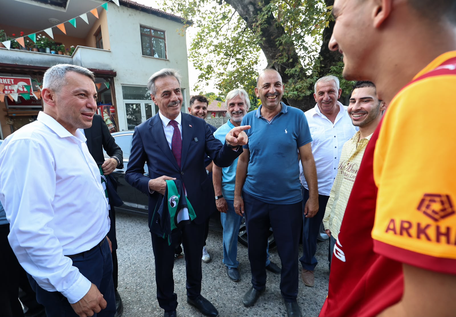 Çocukların yüzü güldü, son adres Yazılıgürgen oldu