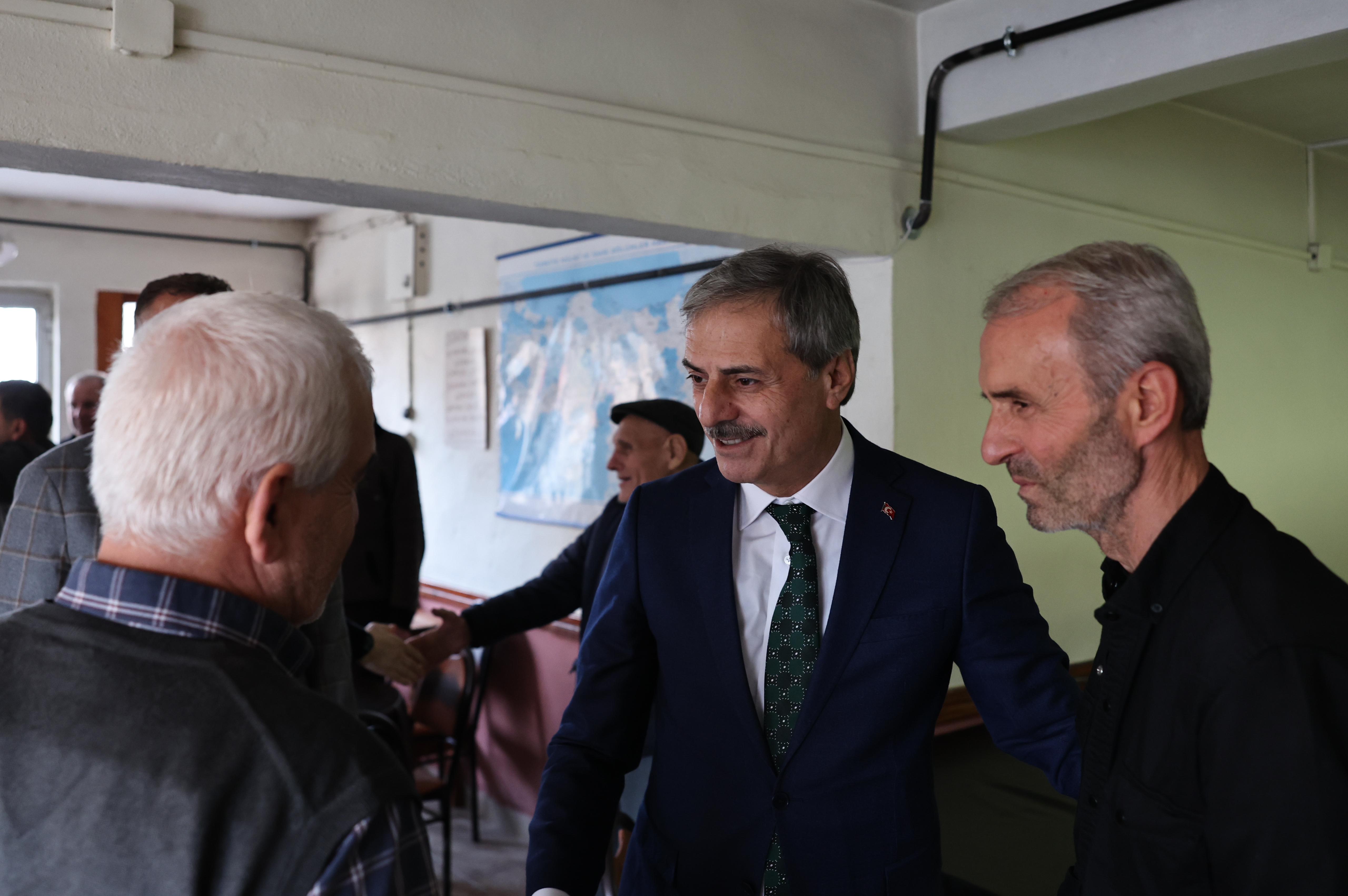 “Her ilçeye, her mahalleye hizmet götürmek için gayretle çalışıyoruz”