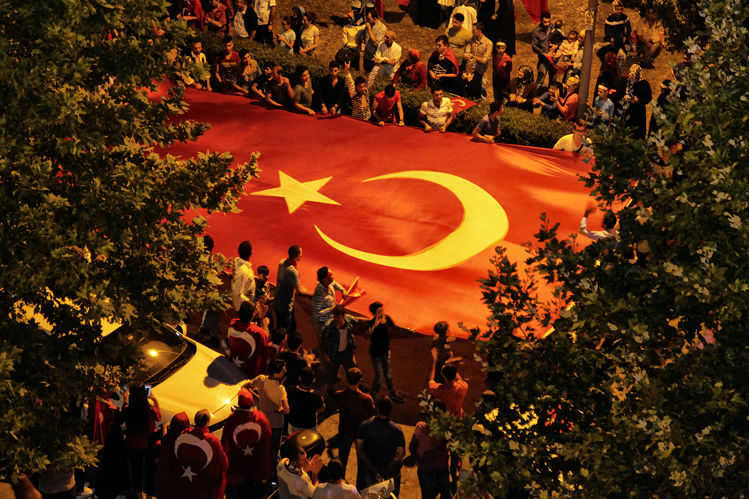 “15 Temmuz milletimizin kahramanlık destanı yazdığı gündür”