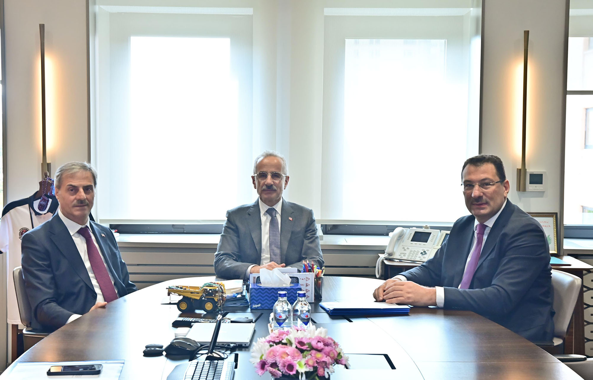 Başkan Yusuf Alemdar Cumhurbaşkanı Erdoğan'ın imzaladığı Şehir Hastanesi Yolu'nun detaylarını ilk kez paylaştı