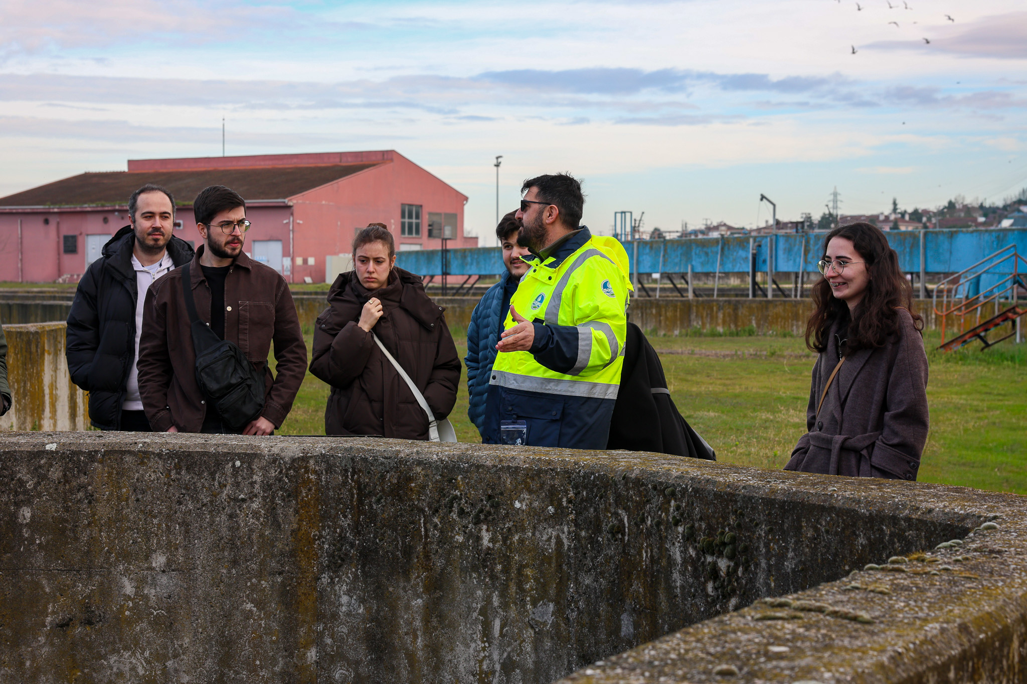 SASKİ’nin arıtma tesisleri öğrencilerin derslerine konu olmaya devam ediyor