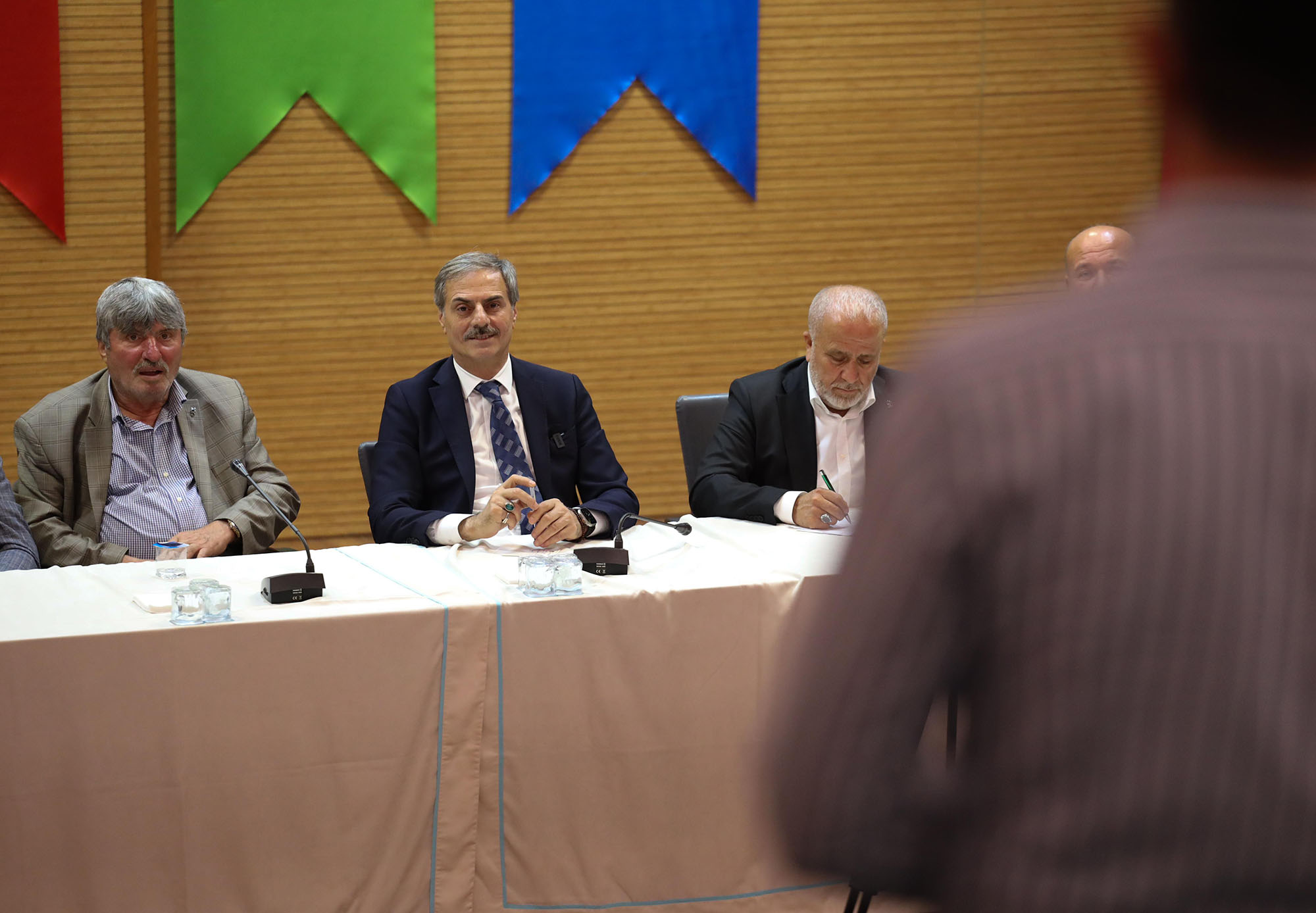 “İlçelerimizin beklentilerini karşılayacak adımları atmaya devam edeceğiz”