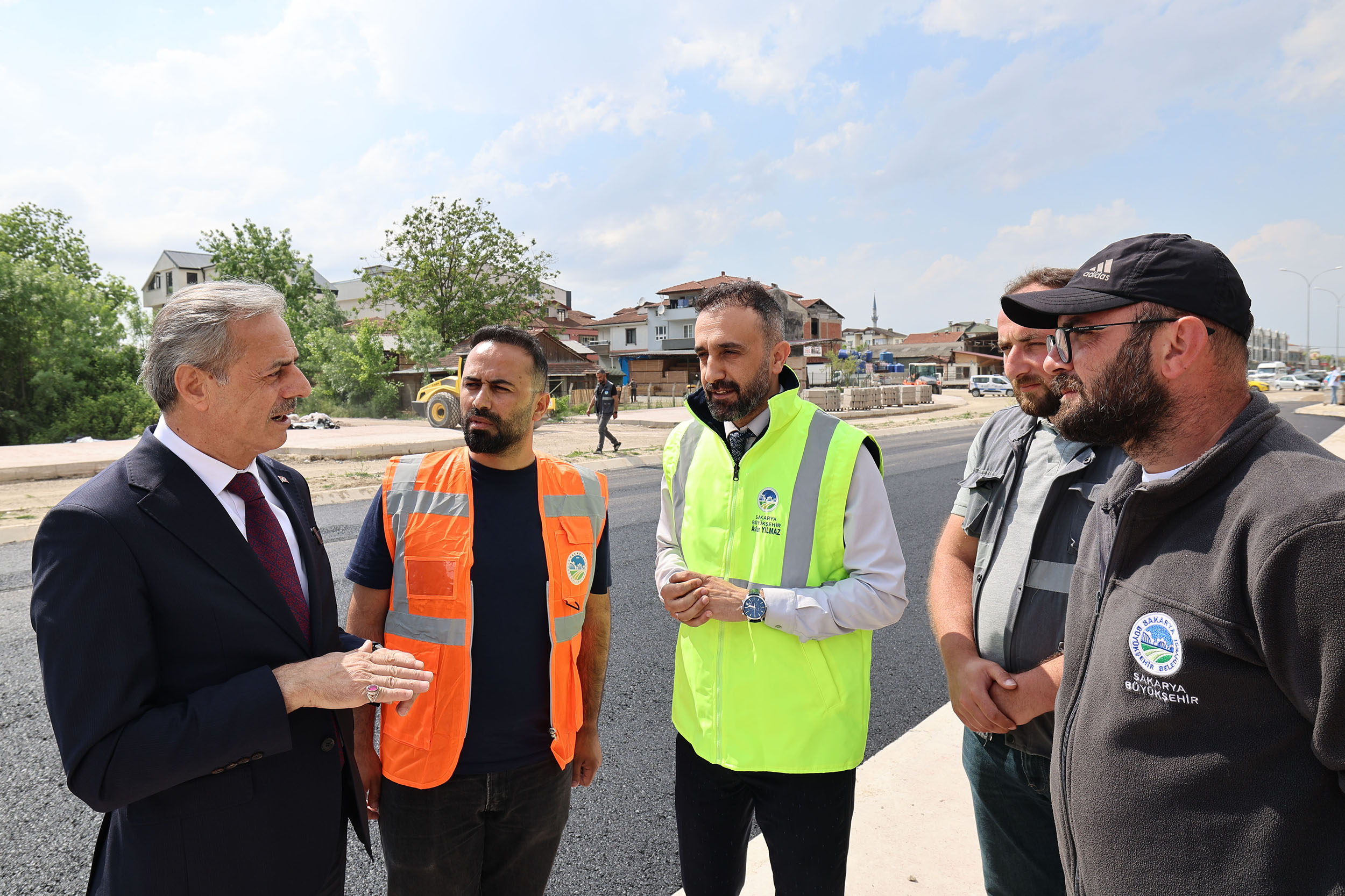 Sakarya’nın merkezine yeni koridor, yeni bir soluk geliyor: “Kesintisiz ulaşım yakında inşallah başlıyor”