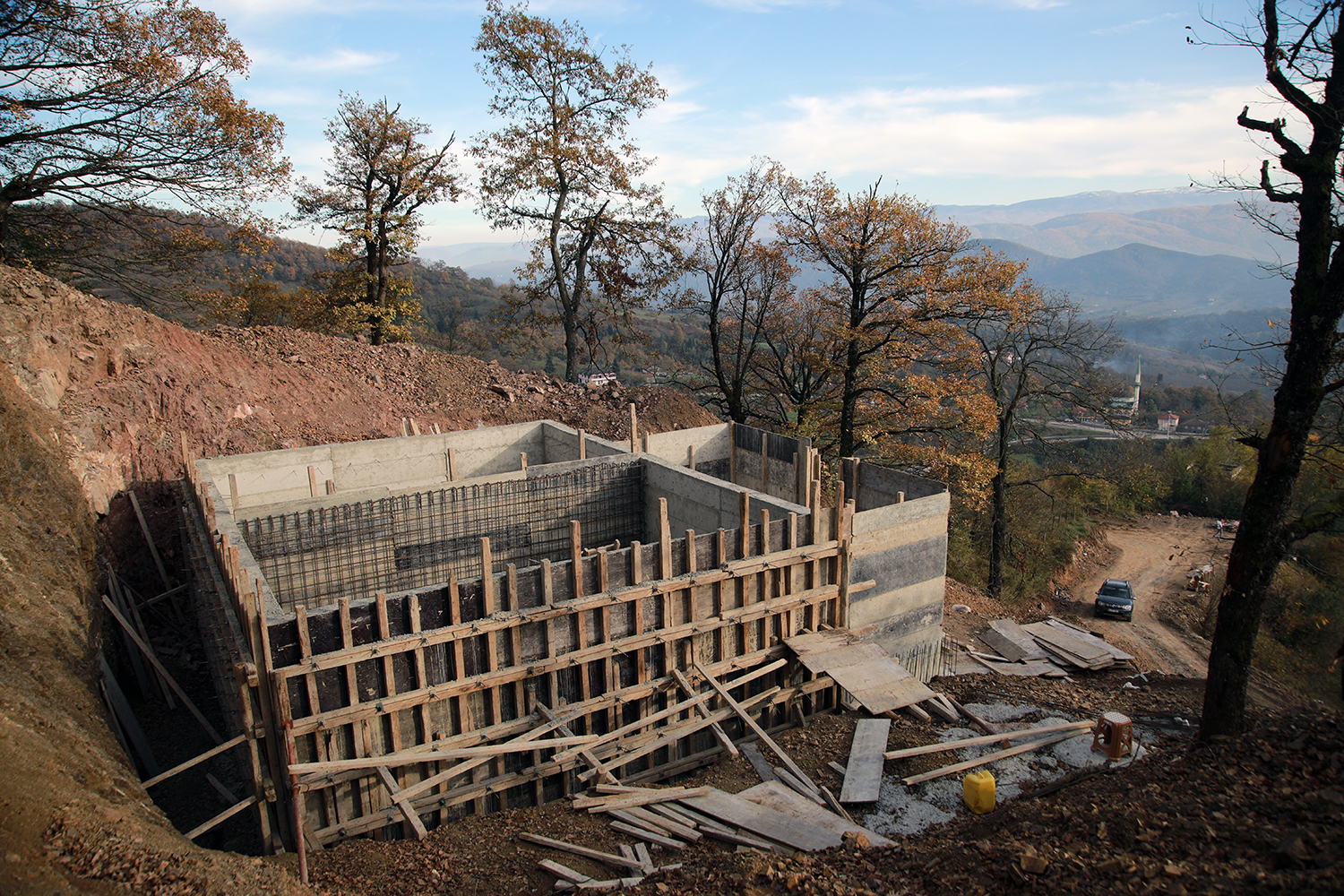 Hendek’in iki mahallesi kaynak suyu içecek