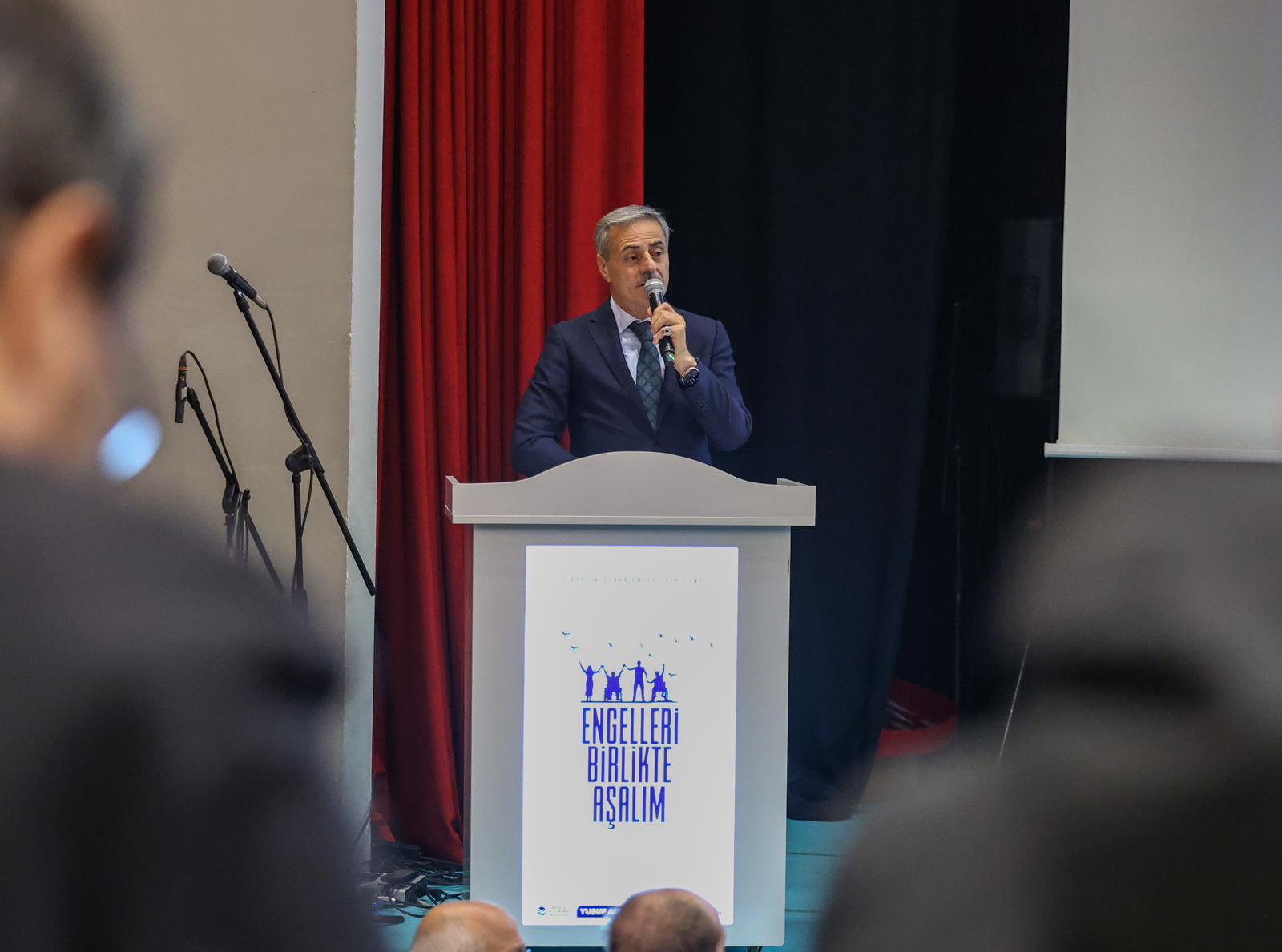 “Bugün sevgi ve dayanışmayı hatırlama, engelleri birlikte aşma günüdür”