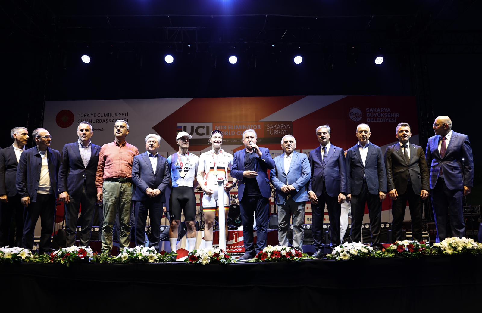 Şampiyon pedallar MTB Dünya Kupası’nda nefes kesti