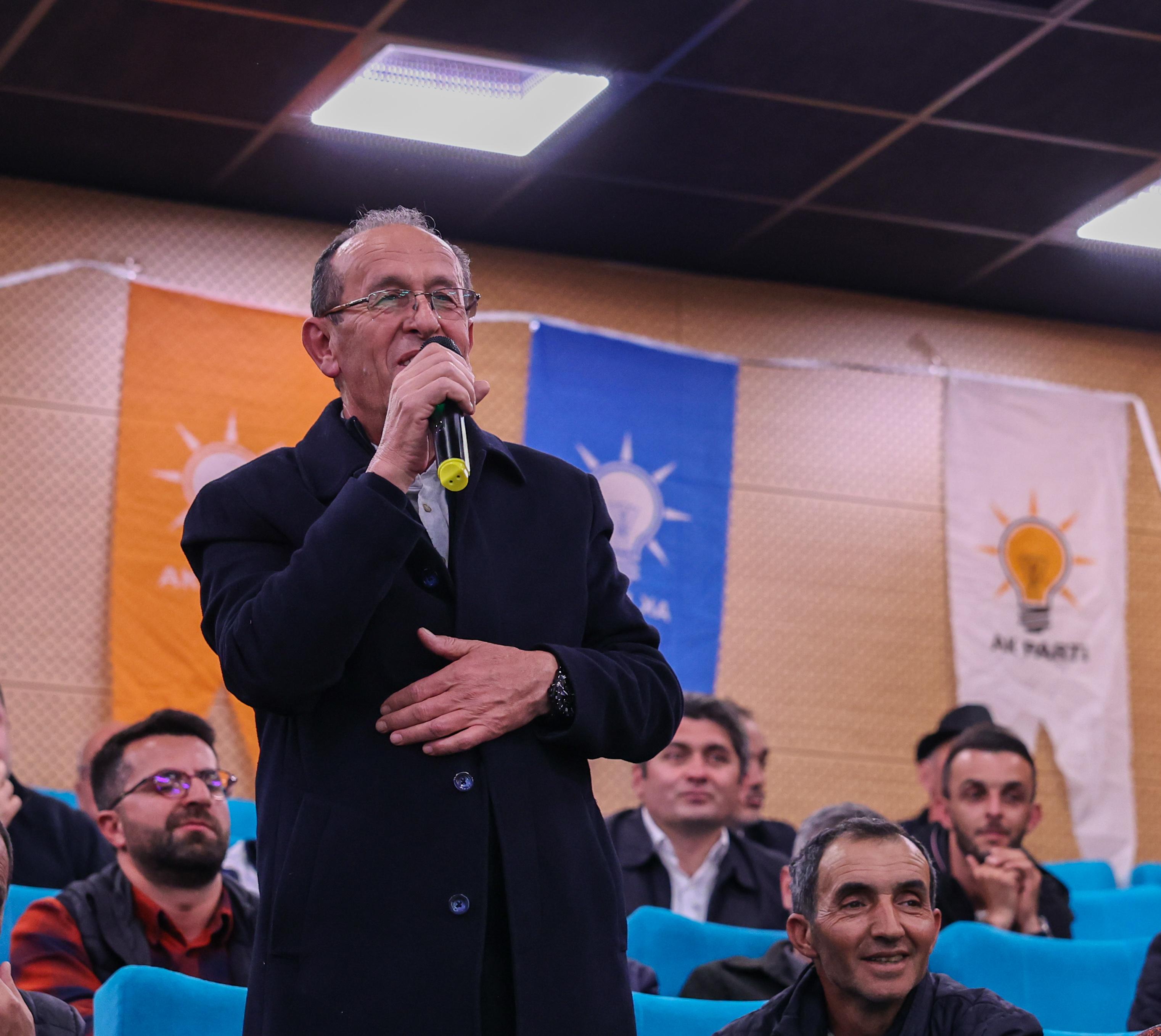 “Geyve’de ilçemizin ve hemşehrilerimizin yanında olmaya devam edeceğiz”