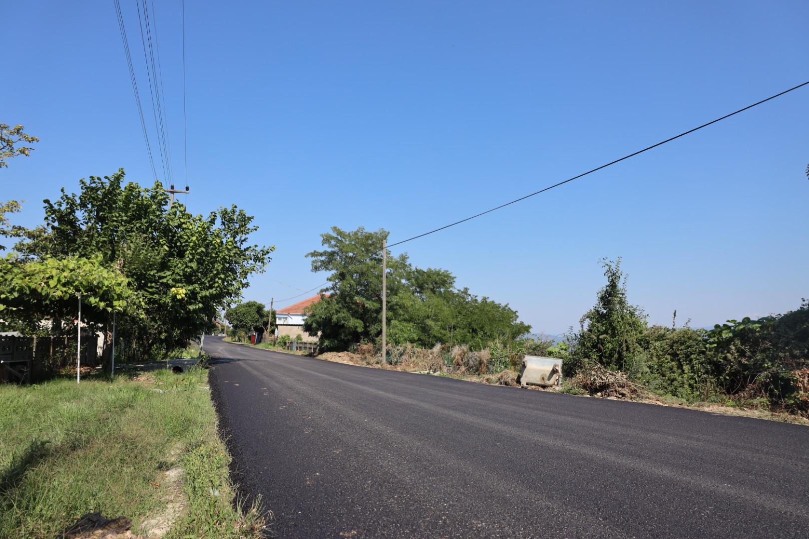 Büyükşehir’den Ferizli Ağacık’a sıcak asfalt dokunuşu