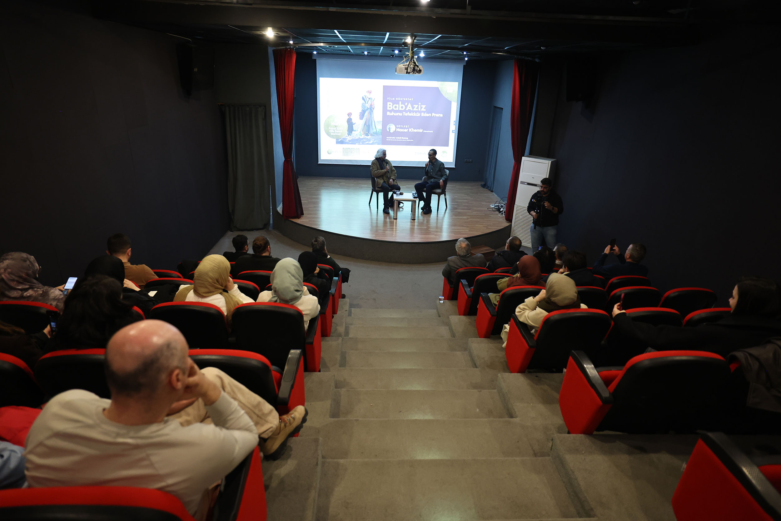 Ünlü Yönetmen Nacer Khemir ruhun yolculuğunu anlattı