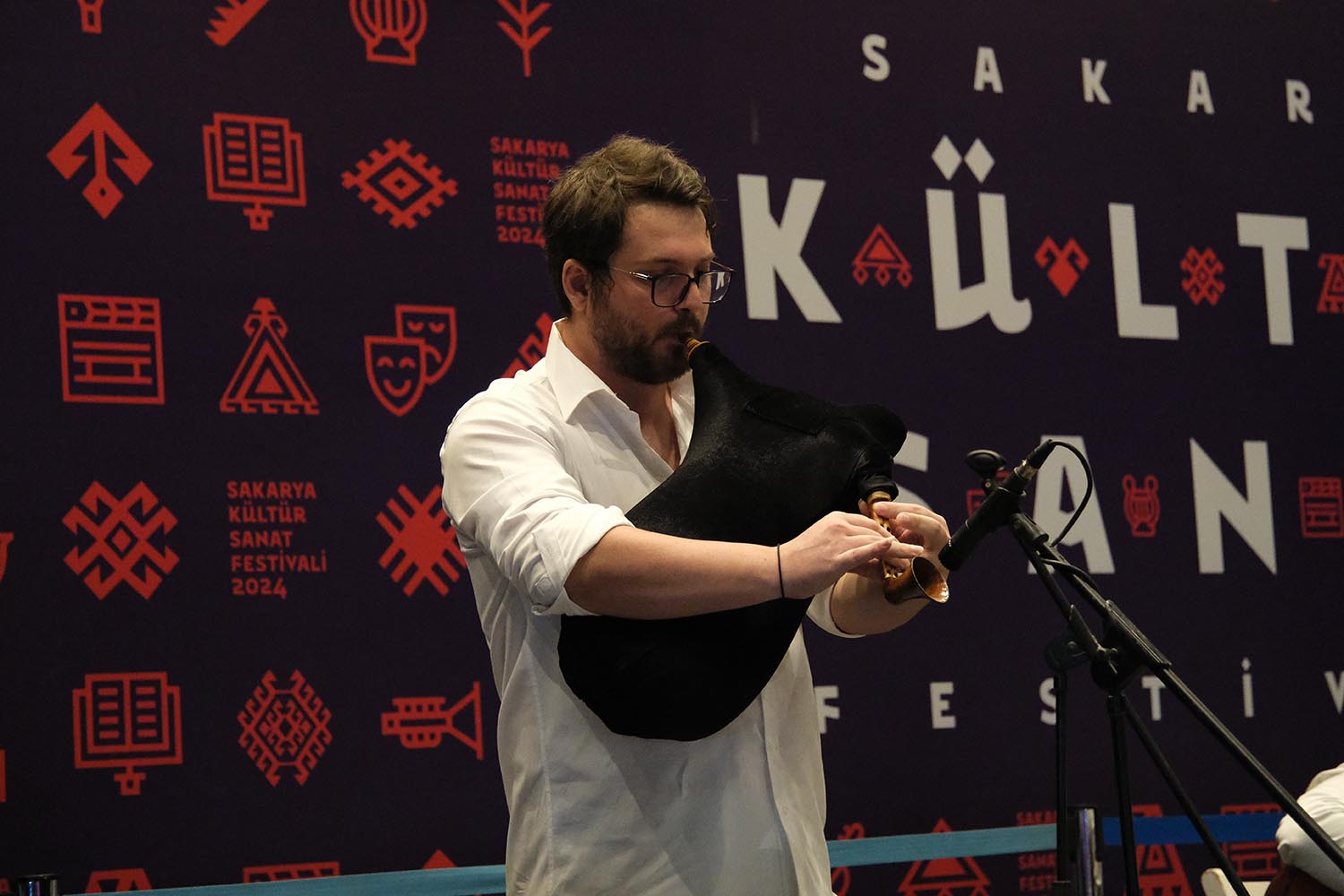 Millet Bahçesi’nde Kafkas ve Karadeniz akşamı