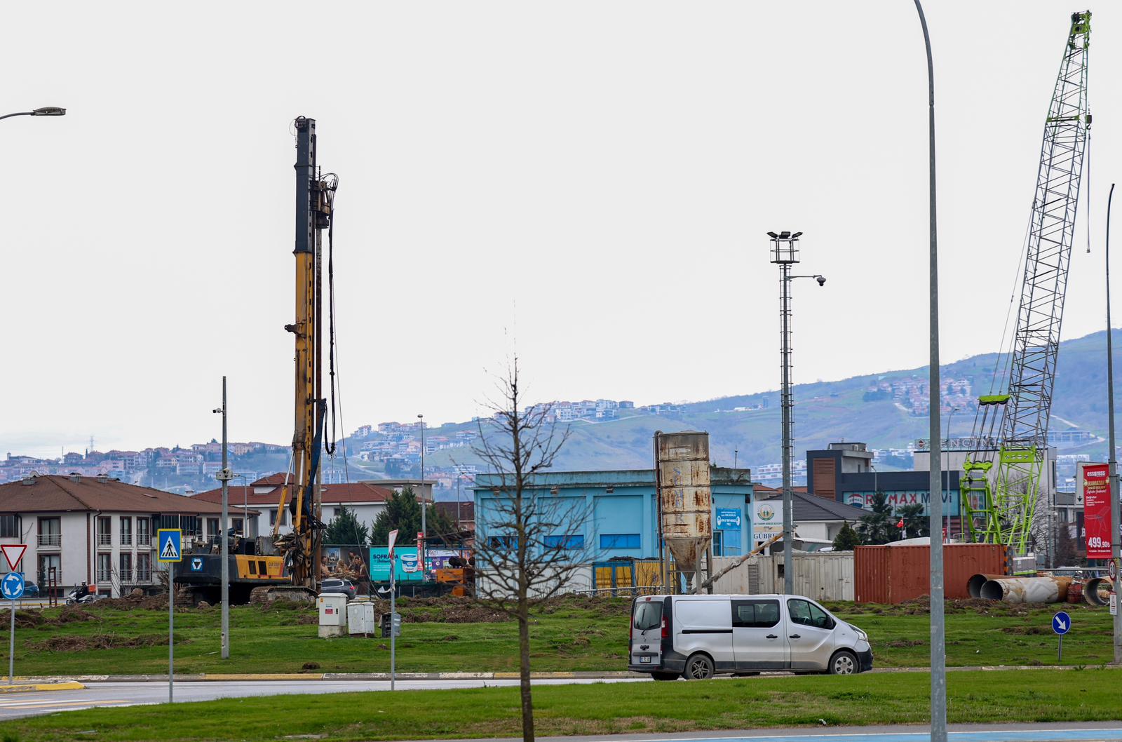 Yazlık Katlı Kavşağı’nda çalışmalar başladı