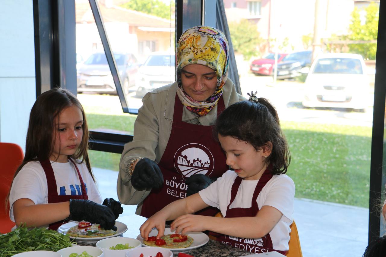 Anneleri ve çocuklar çölyak için farkındalık mesajını ‘glutensiz kreple’ verdi