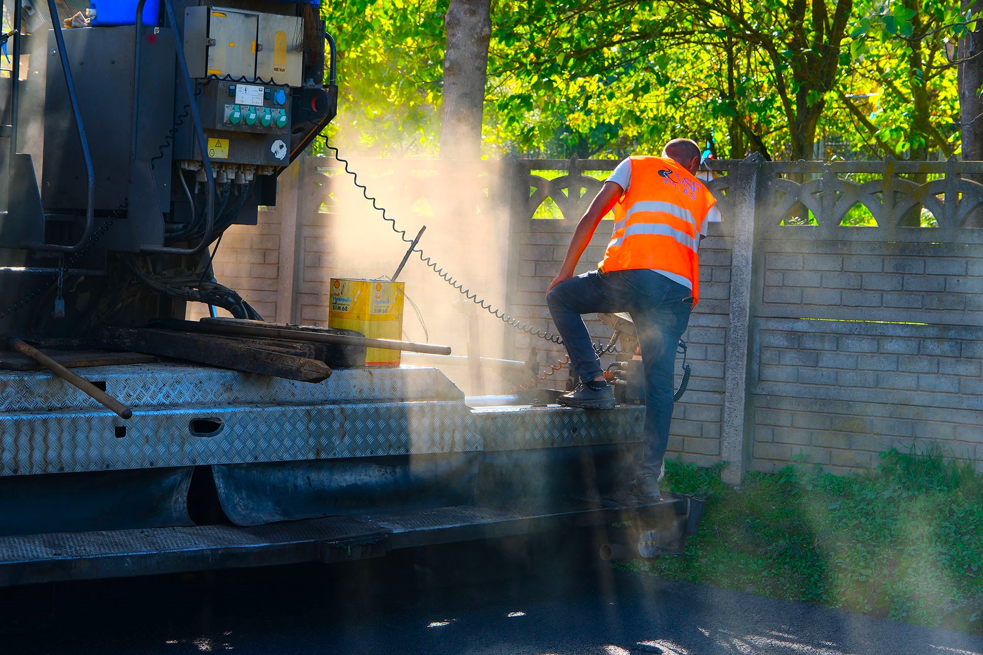 Hendek’te Soğuksu’dan sonra şimdi Hacıkışla: Büyükşehir şehrin yollarını ilmek ilmek işliyor