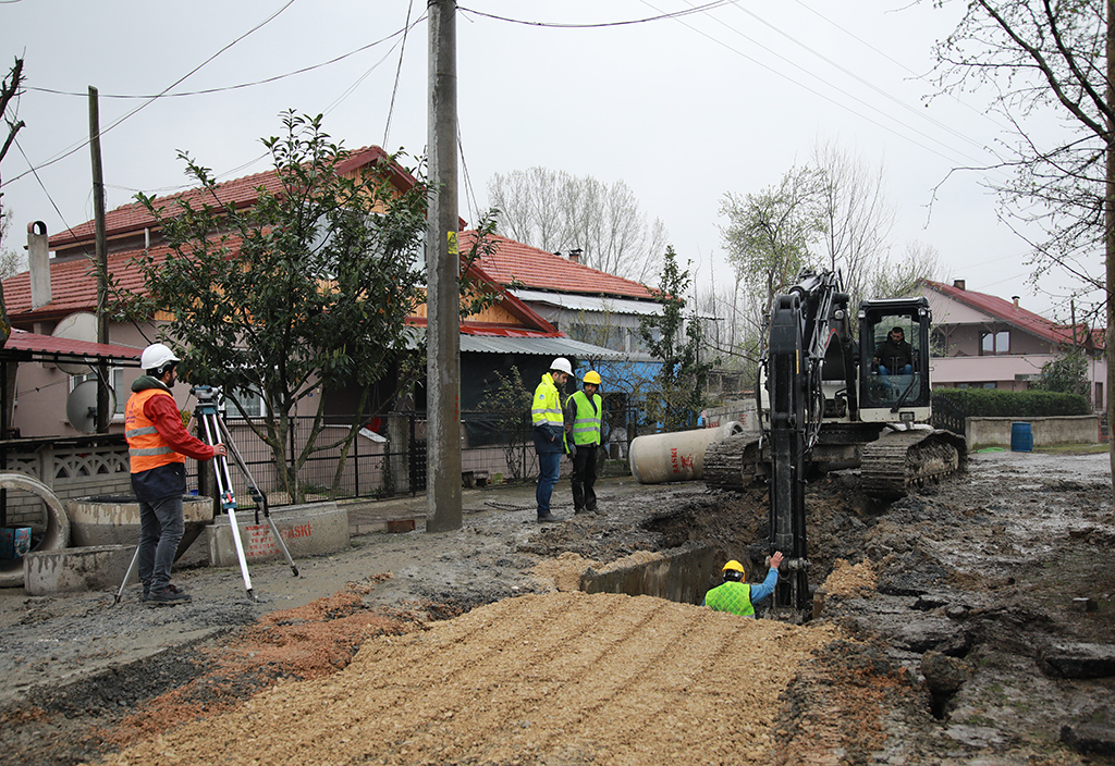 Karapürçek’in altyapı projesinde çalışmalar başladı