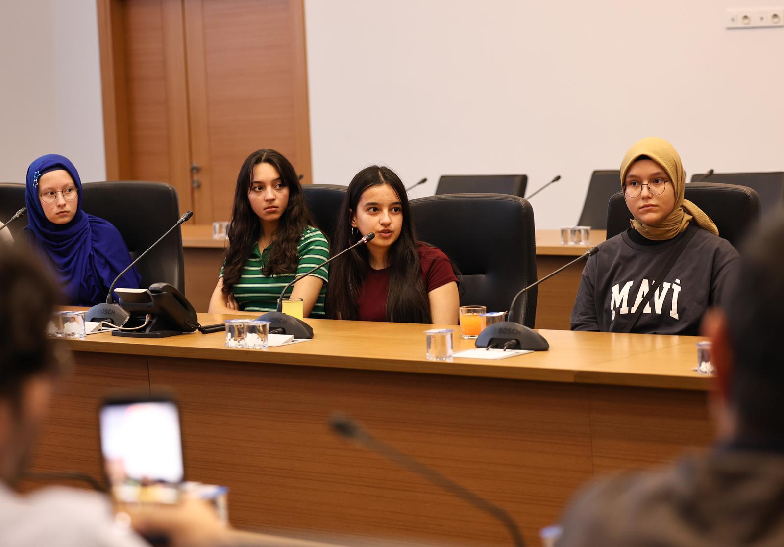 AKM, AFA, Bilim Merkezi ve Şehir Kütüphanesiyle parlayan Sakarya’nın en büyük aktörü gençler olacak