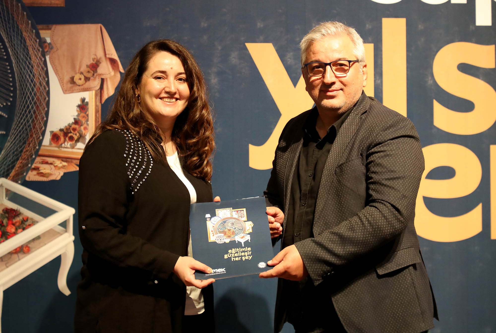 Sapanca SAMEK’te yılsonu sergisi heyecanı yaşandı