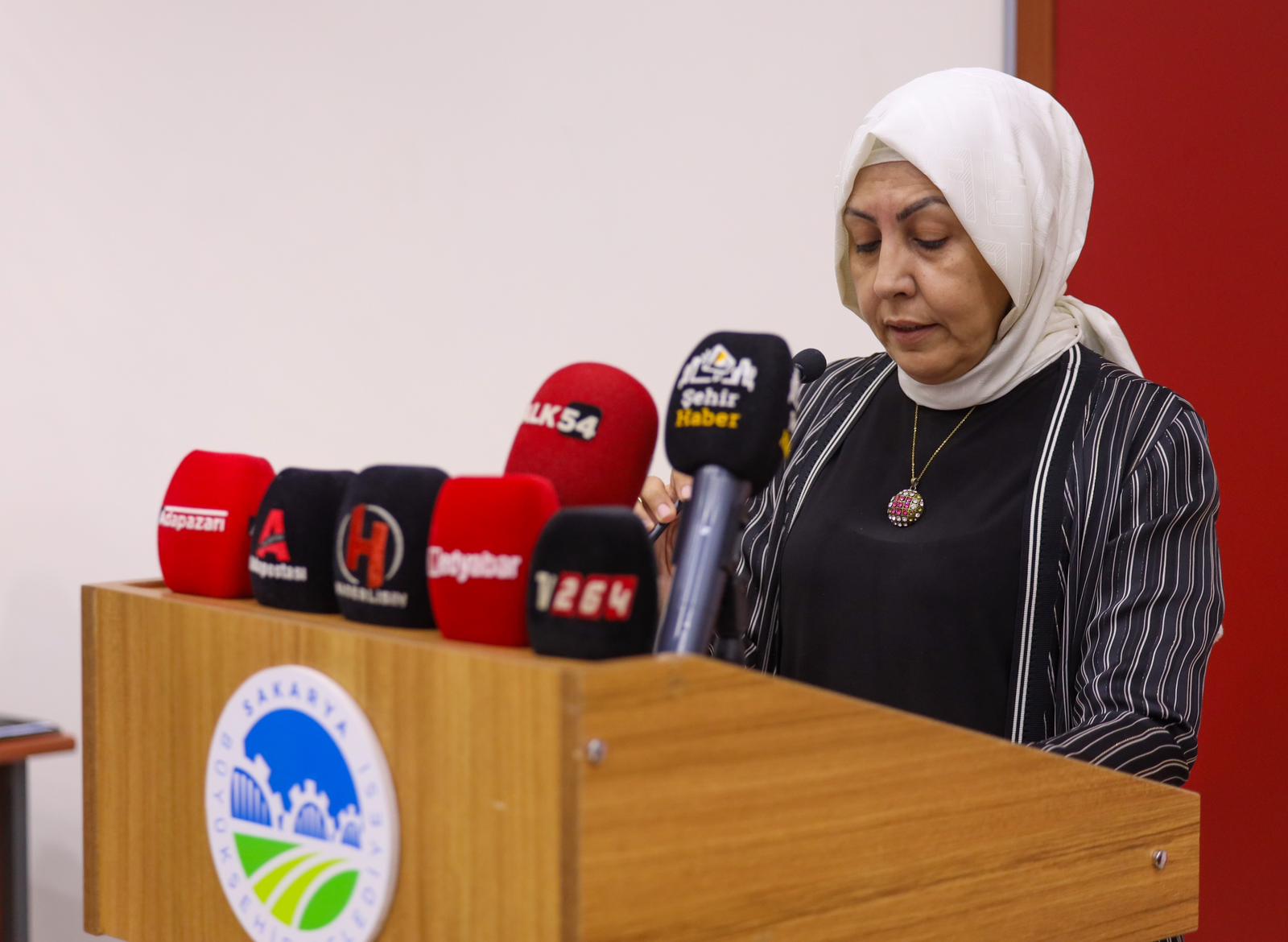 “Metrobüs hattı popülist bir anlayışla değil, enine boyuna çalışılmış bir yatırımdır”
