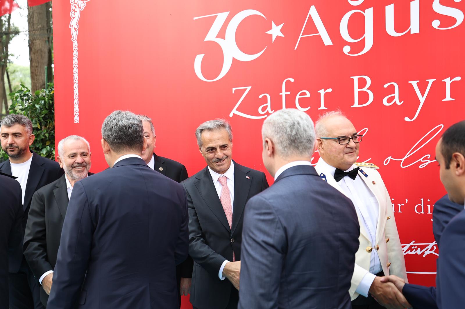 Alemdar, “Zafer coşkumuz ülkemizin dört bir yanında hiç eksilmesin”