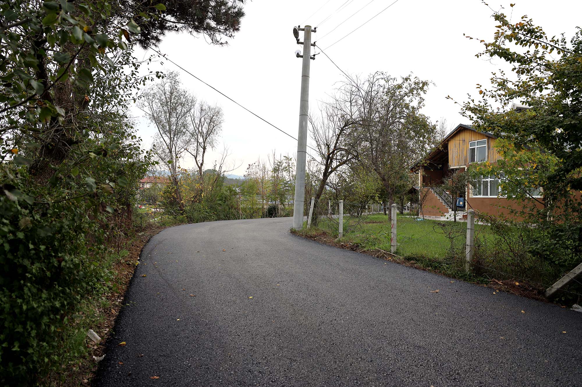 Karasu’da 2 mahalle daha Büyükşehir’le yenilendi