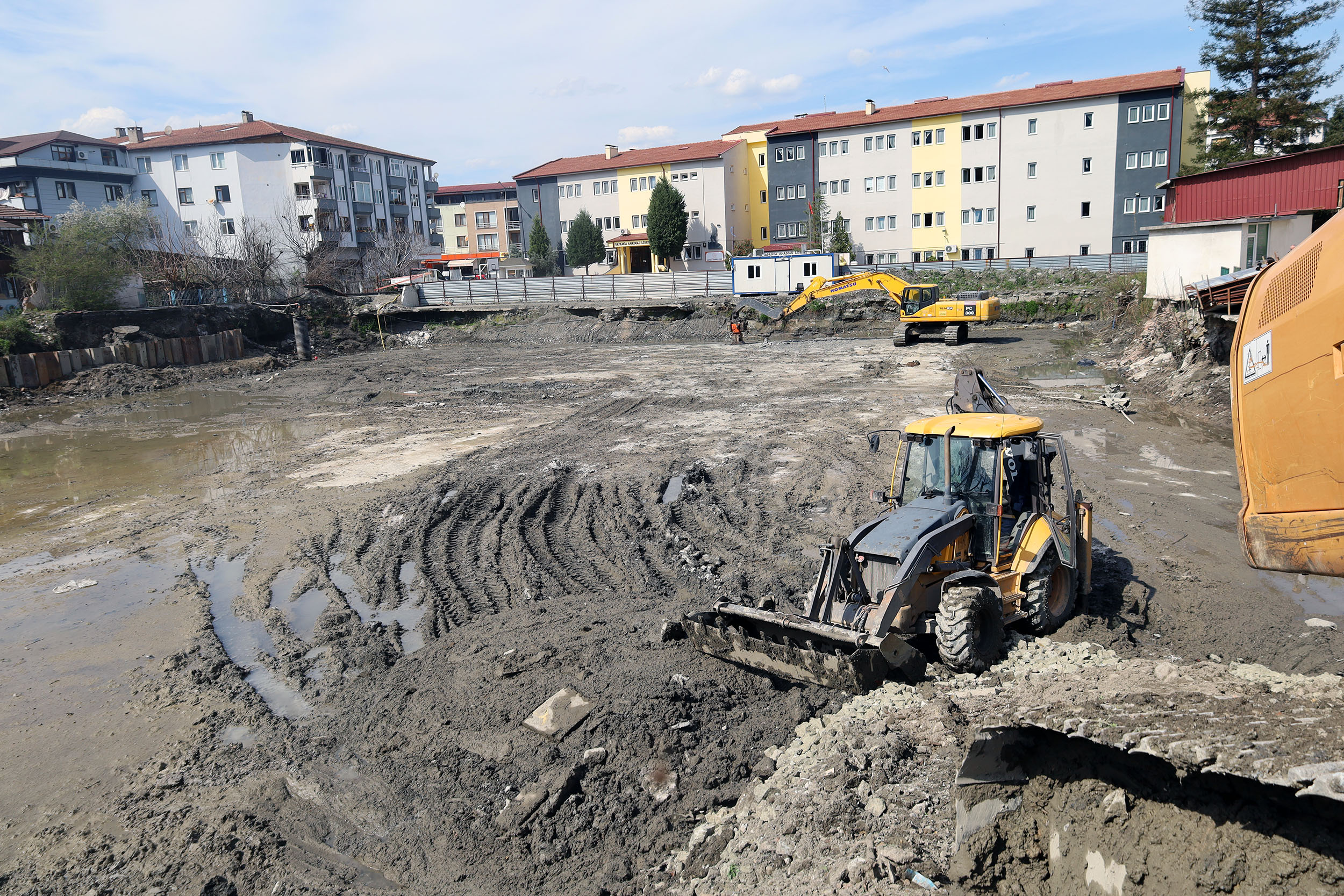 Sapanca Meydan’da çalışmalar başladı