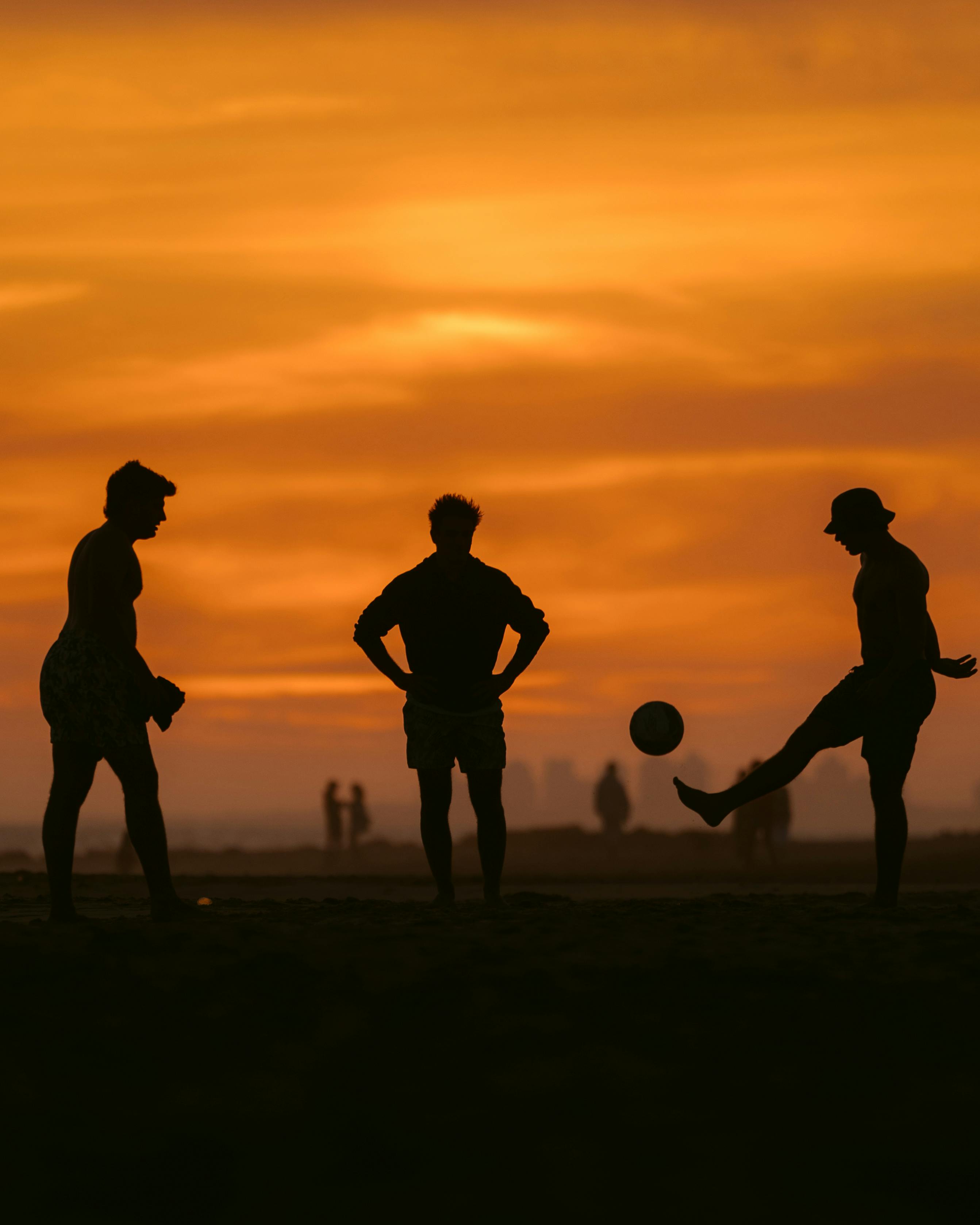 Futbol tutkunları takım kurup nefes kesen şampiyonada yer alacak