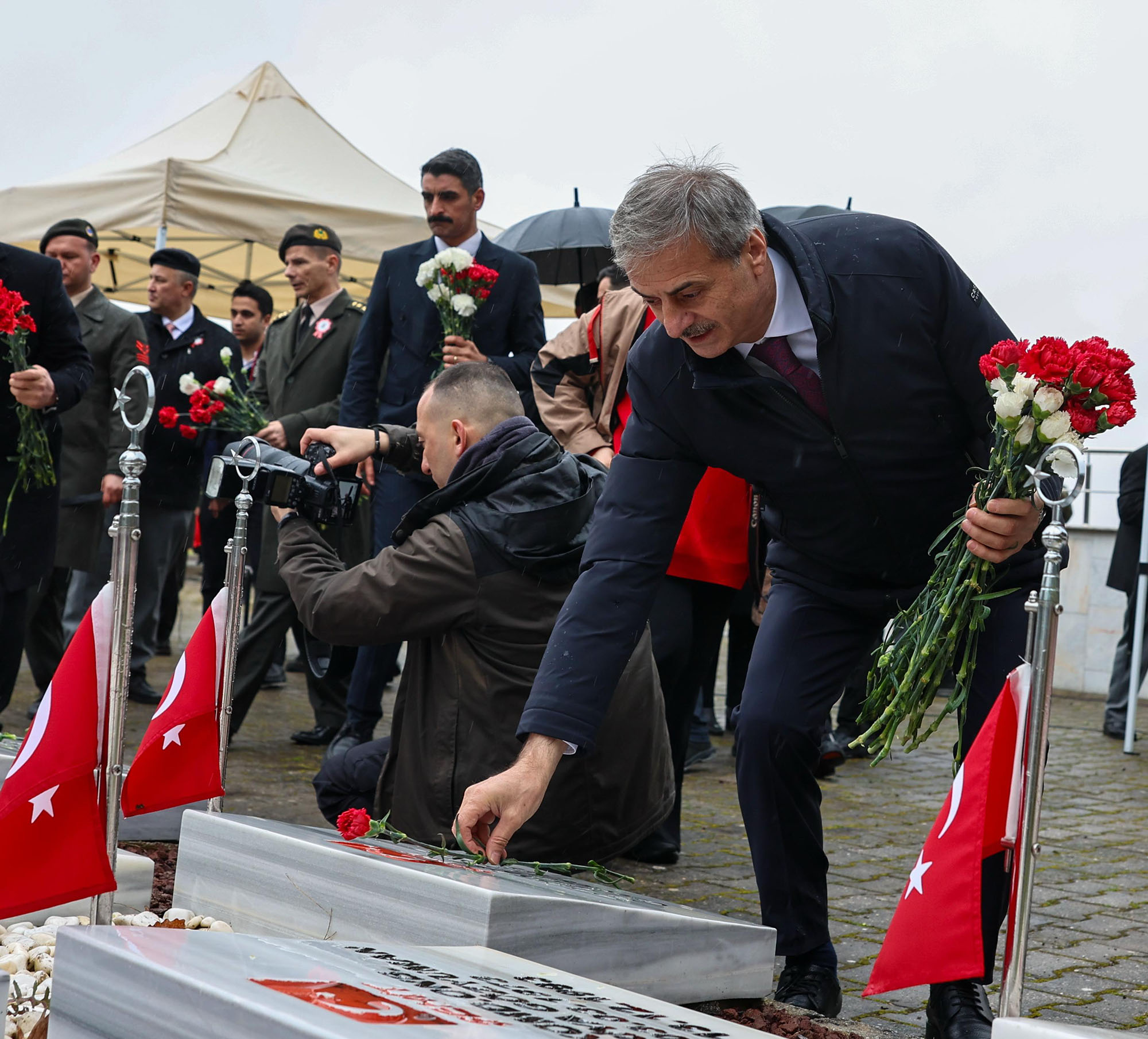 “Çanakkale’de yazılan destan, milletimizin azim ve iradesinin en güçlü kanıtıdır”