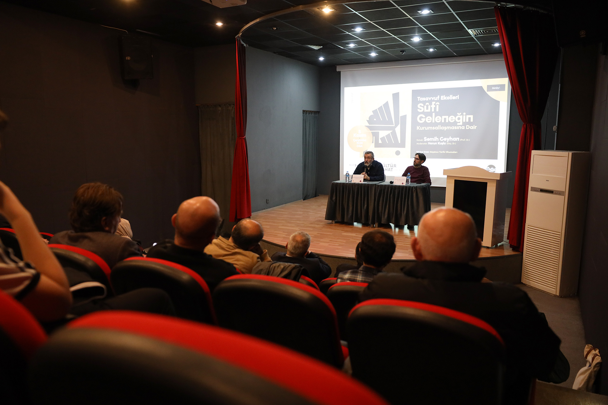 “Sûfî Geleneğin Kurumsallaşmasına Dair” söyleşisi OSM’de gerçekleştirildi