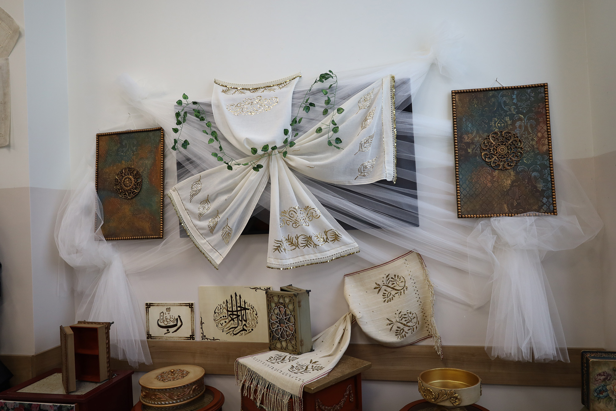 SAMEK kursiyerlerinden Geyve’de sanat şöleni: 350’yi aşkın eser sanatseverlerin beğenisine sunuldu
