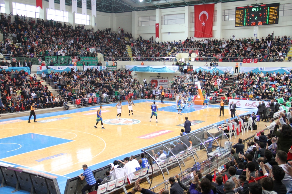 Büyükşehir Tofaş’a mağlup
